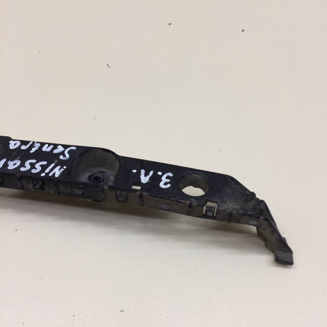 Кронштейн заднего бампера левый Nissan Sentra (B17) 2013-2017