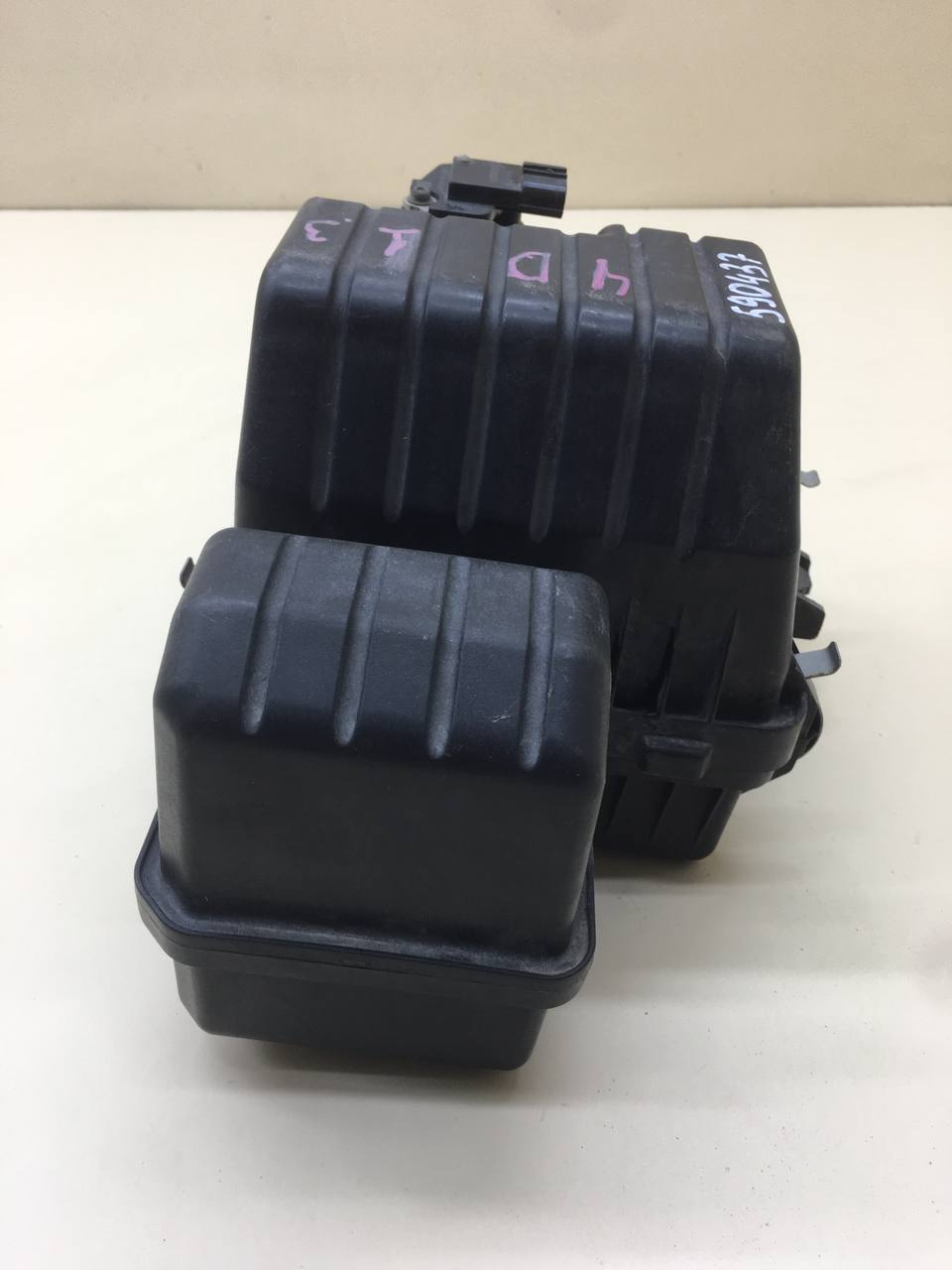 Корпус воздушного фильтра Honda Civic 4D 2006-2012