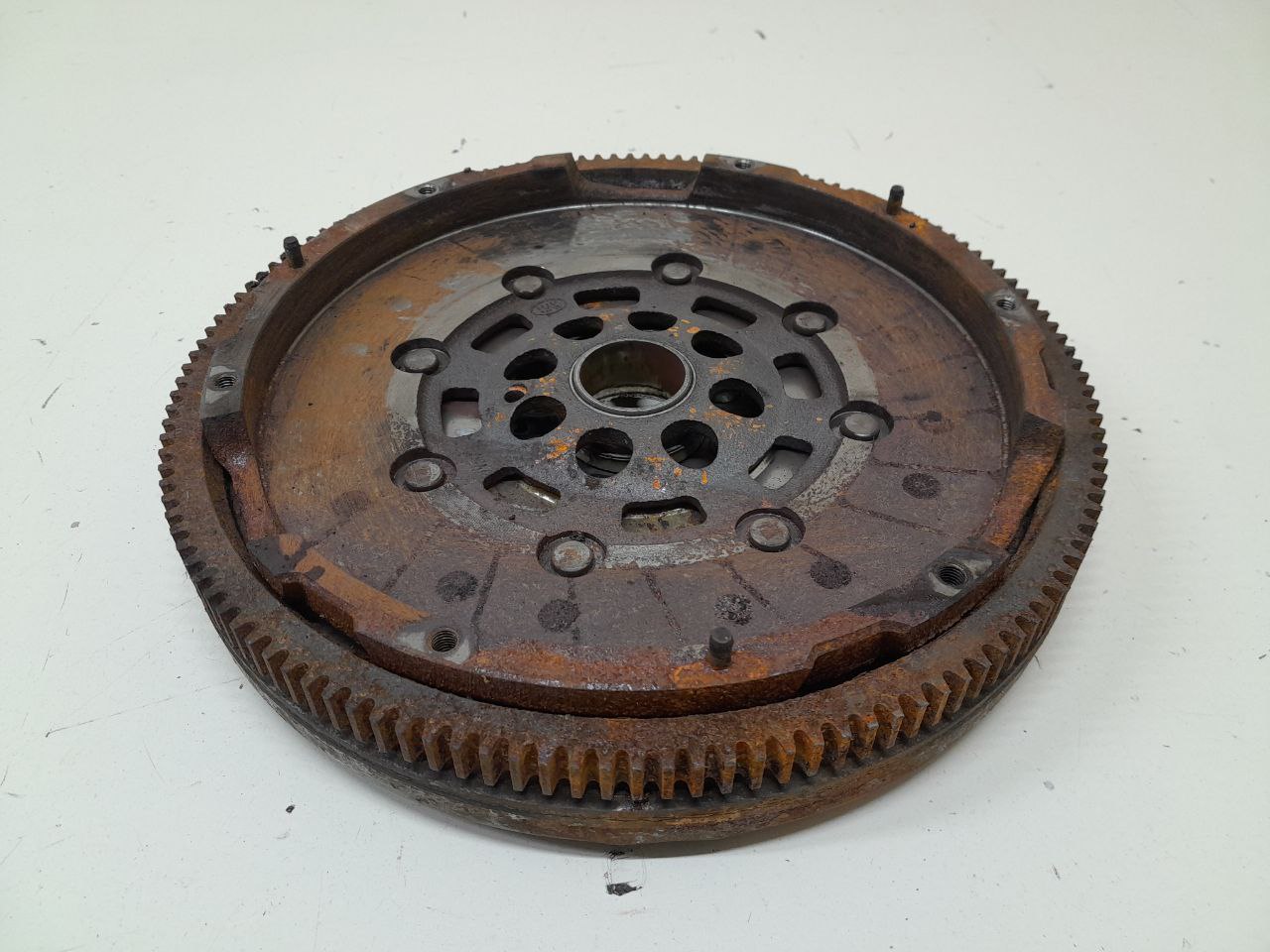 Маховик Skoda Octavia (A5 1Z-) 2004-2013 Маховик Skoda Octavia (A5 1Z-) 2004-2013