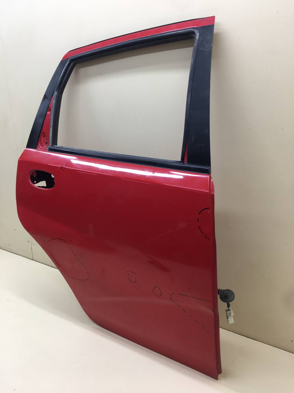 Дверь задняя правая Chevrolet Aveo T200 2003-2008 Дверь задняя правая Chevrolet Aveo T200 2003-2008