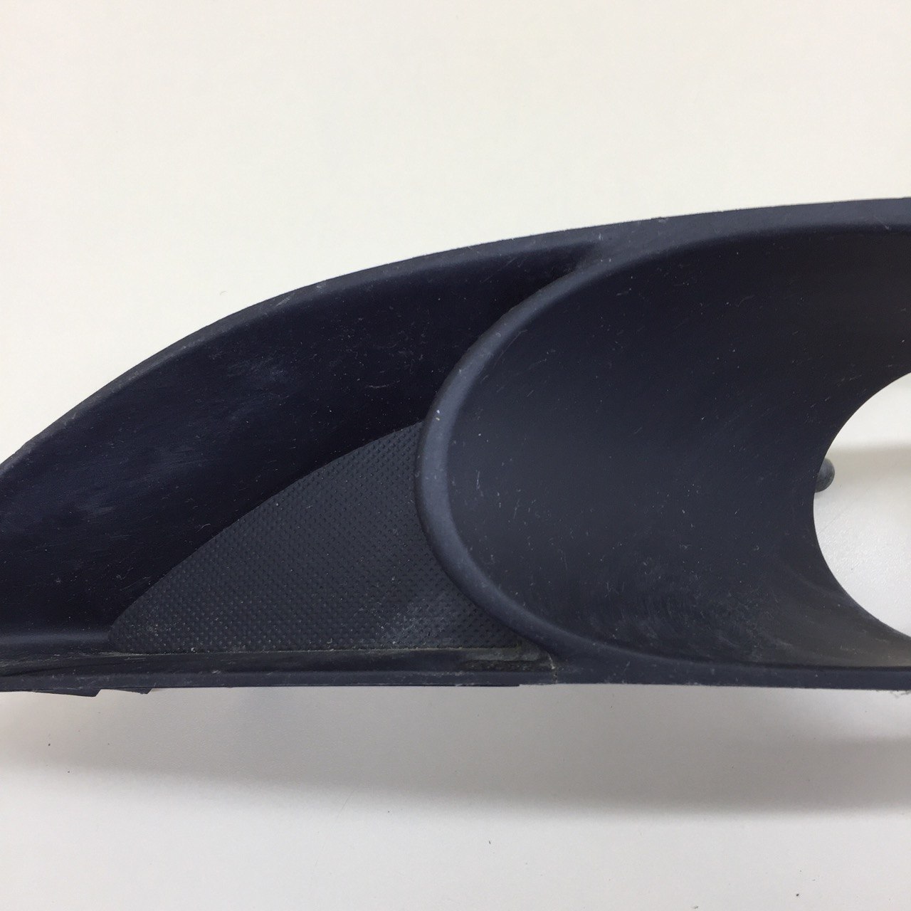 Рамка противотуманной фары левой Toyota Auris (E150) 2006-2012