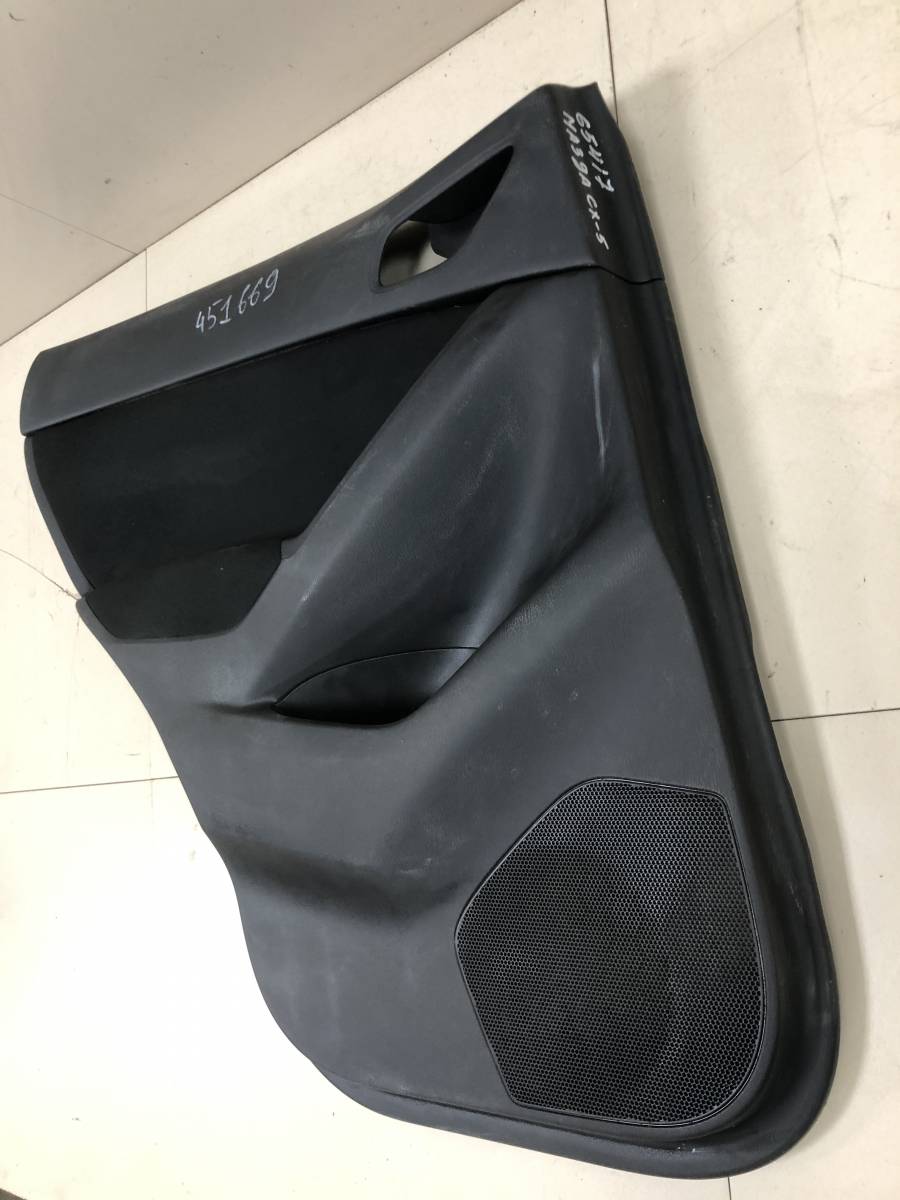 Обшивка двери задней левой Mazda CX-5 (KE) 2011-2017