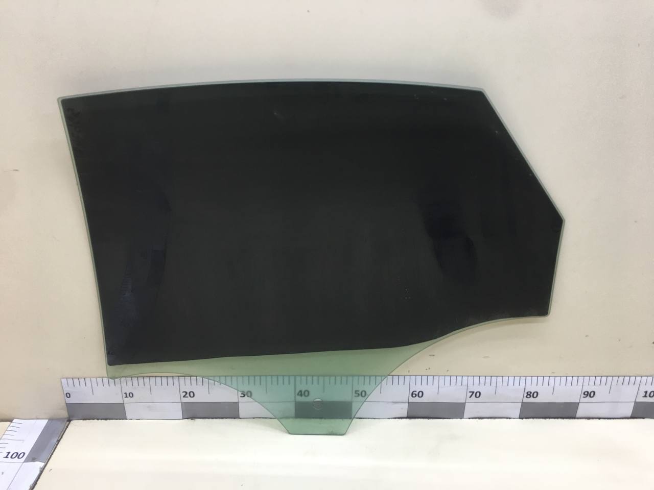 Стекло двери задней правой Ford Mondeo 4 2007-2015