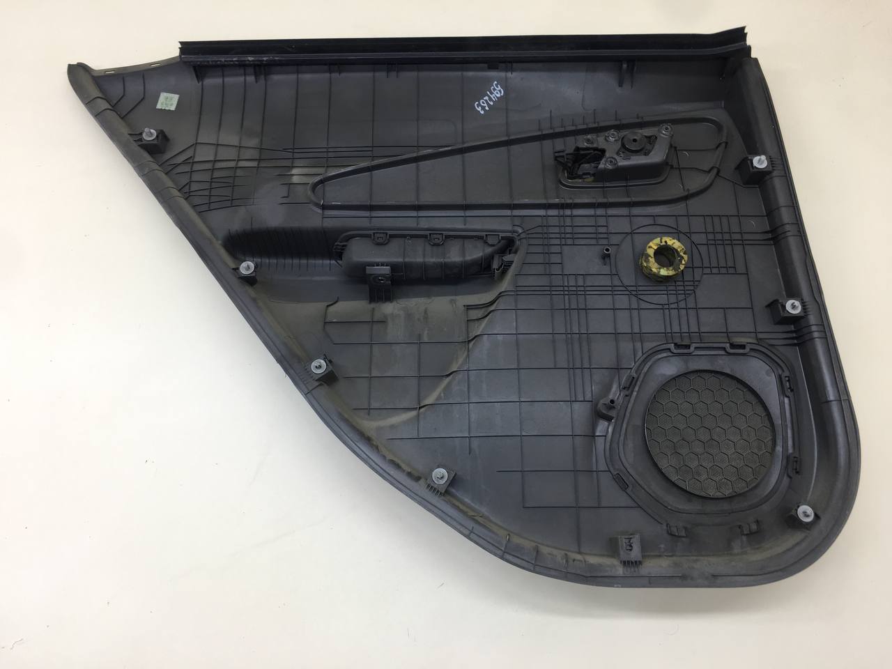 Обшивка двери задней правой Chevrolet Cobalt (T250) 2011-2015