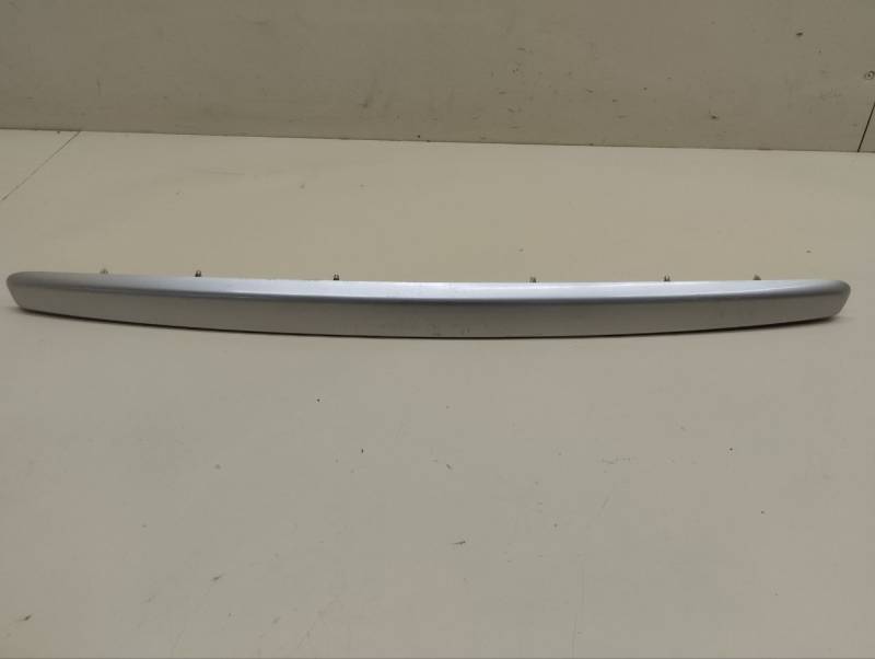 Накладка крышки багажника Ford Focus 2 (DA) 2005-2008 Накладка крышки багажника Ford Focus 2 (DA) 2005-2008