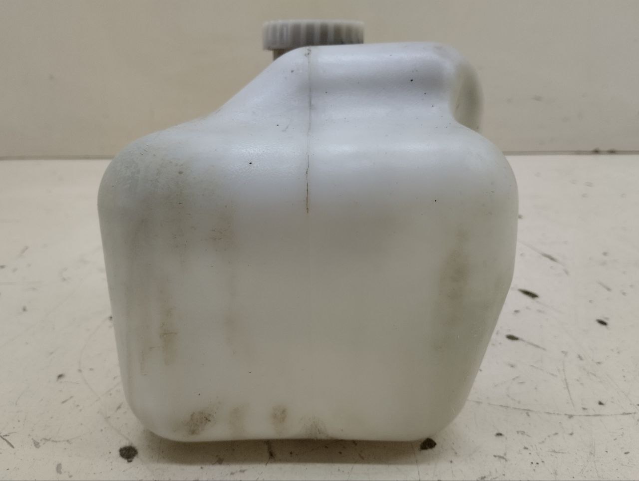 Бачок омывателя Chevrolet Niva 2009-2020