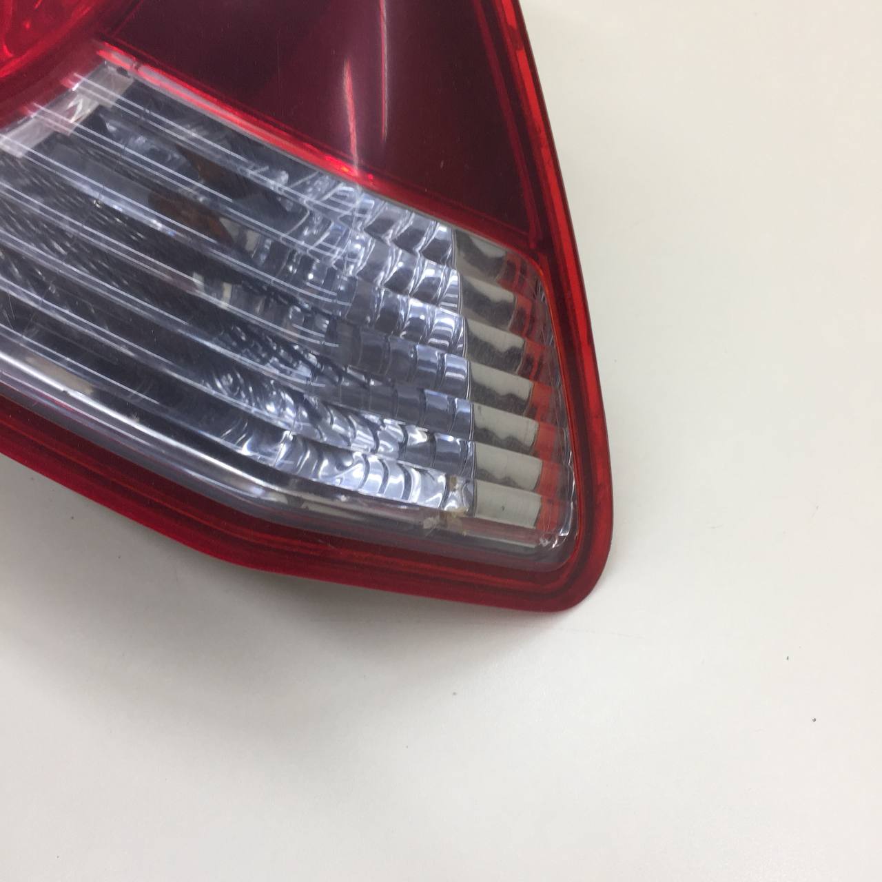 Фонарь задний наружный правый Honda Civic 4D 2006-2012