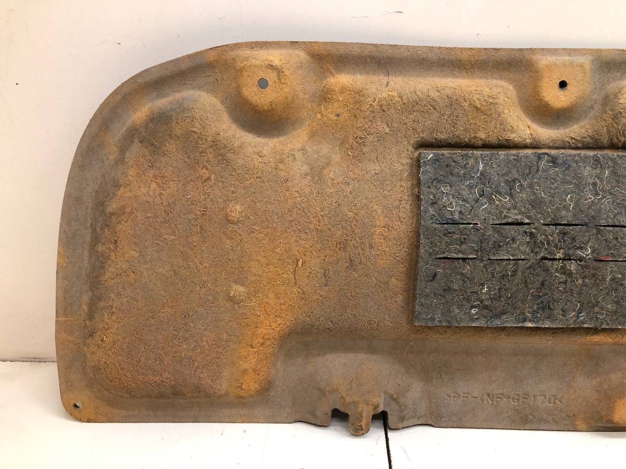 Шумоизоляция капота Toyota Rav 4 (XA40) 2013-2019