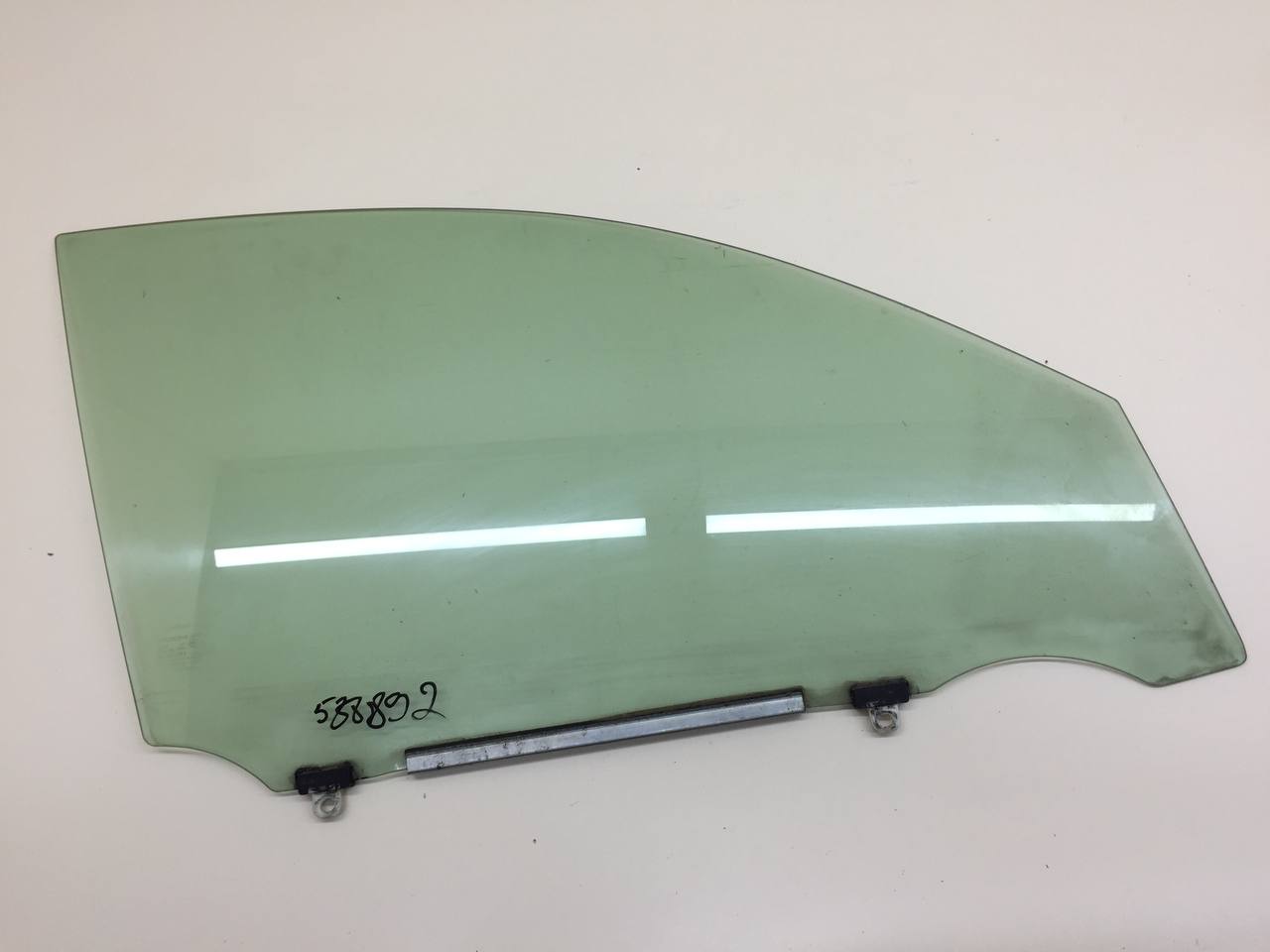 Стекло двери передней правой Toyota Rav 4 (A30) 2006-2013