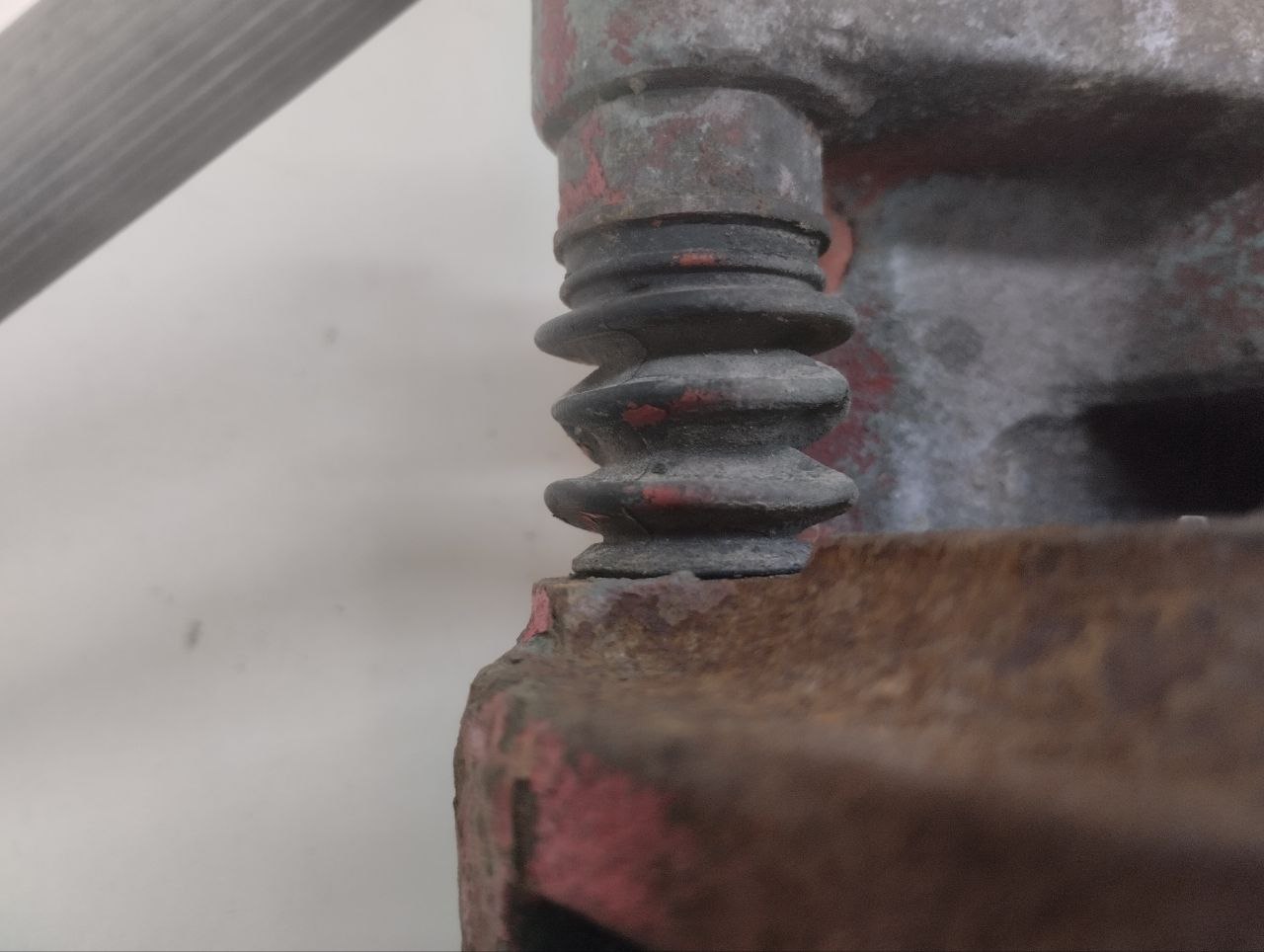 Суппорт передний правый Kia Optima 3 (TF) 2010-2015