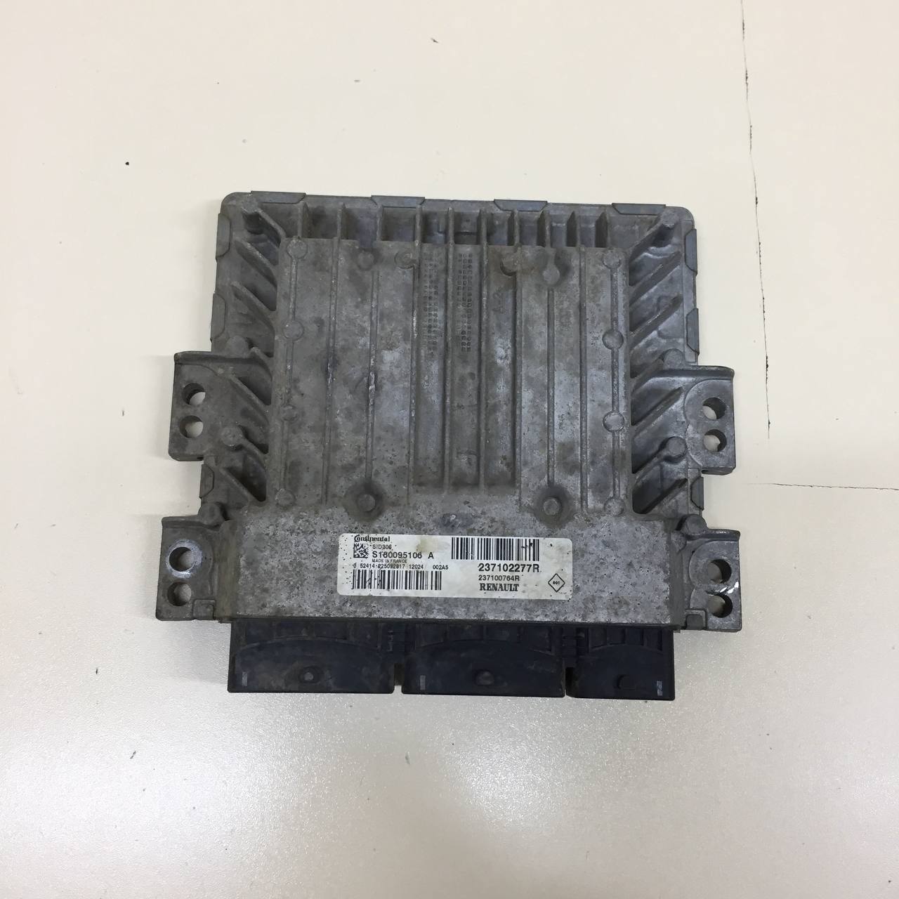 Блок управления двигателем Renault Duster (HSA, HSM) 2012> Блок управления двигателем Renault Duster (HSA, HSM) 2012>