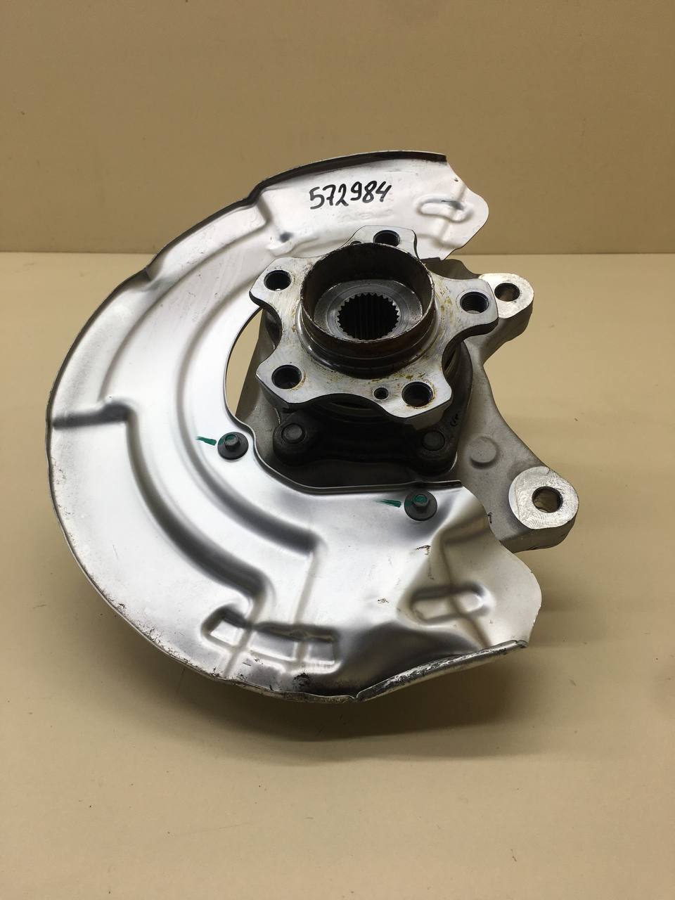 Кулак поворотный передний правый EXEED RX 2022>