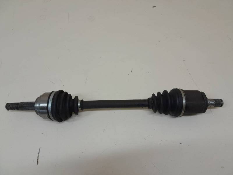 Полуось передняя левая Nissan Almera Classic (B10) 2006-2013