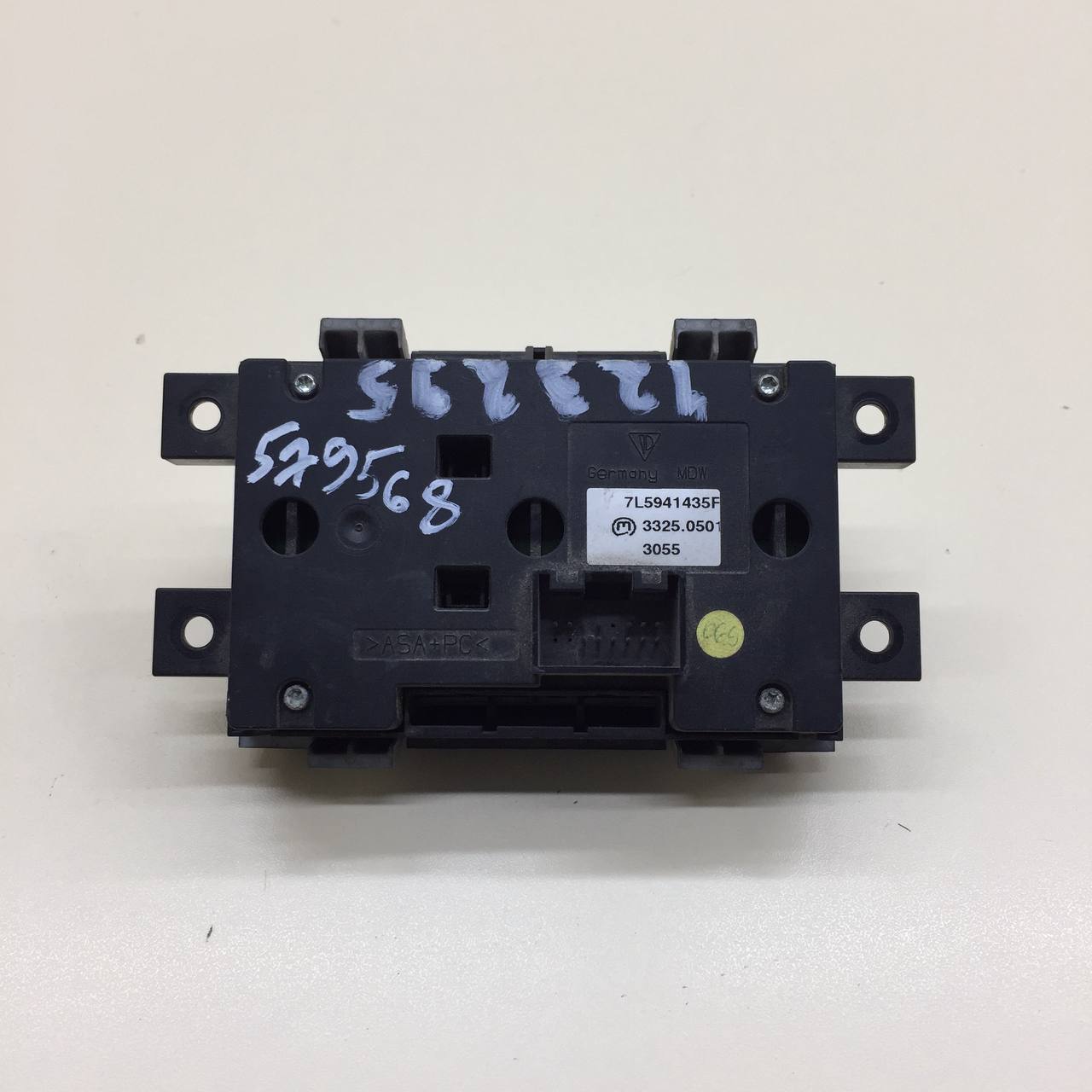 Блок управления подвеской Porsche Cayenne 2003-2010