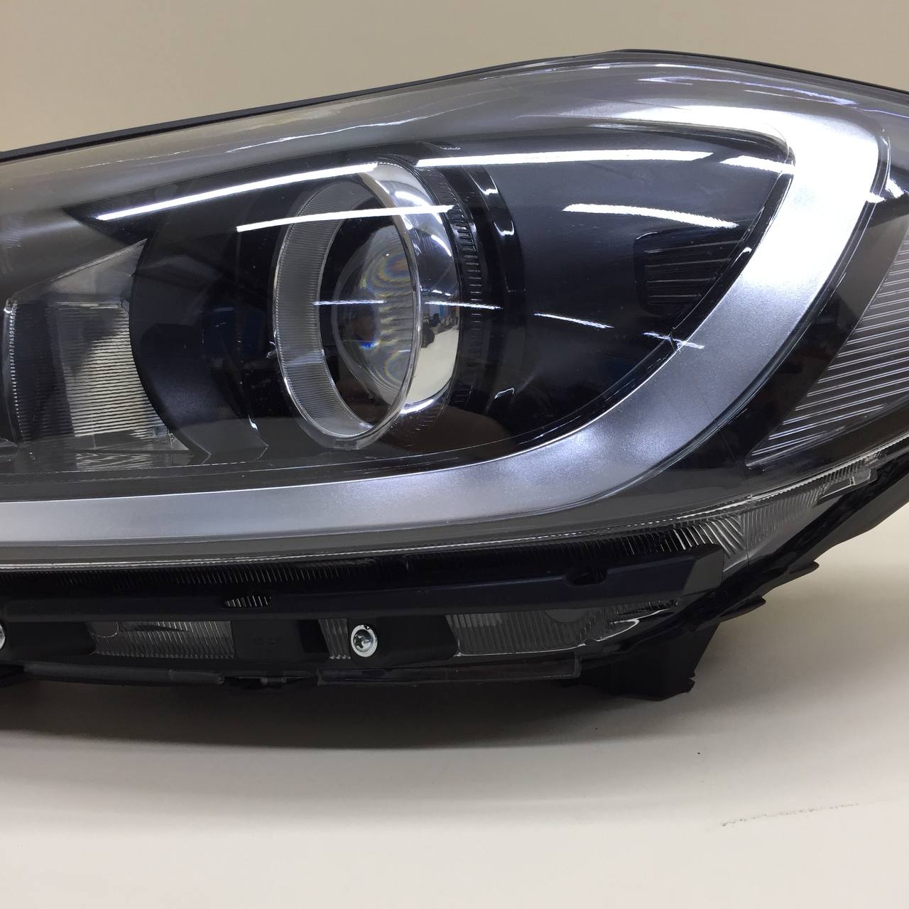 Фара левая Hyundai Elantra (AD) 2015>