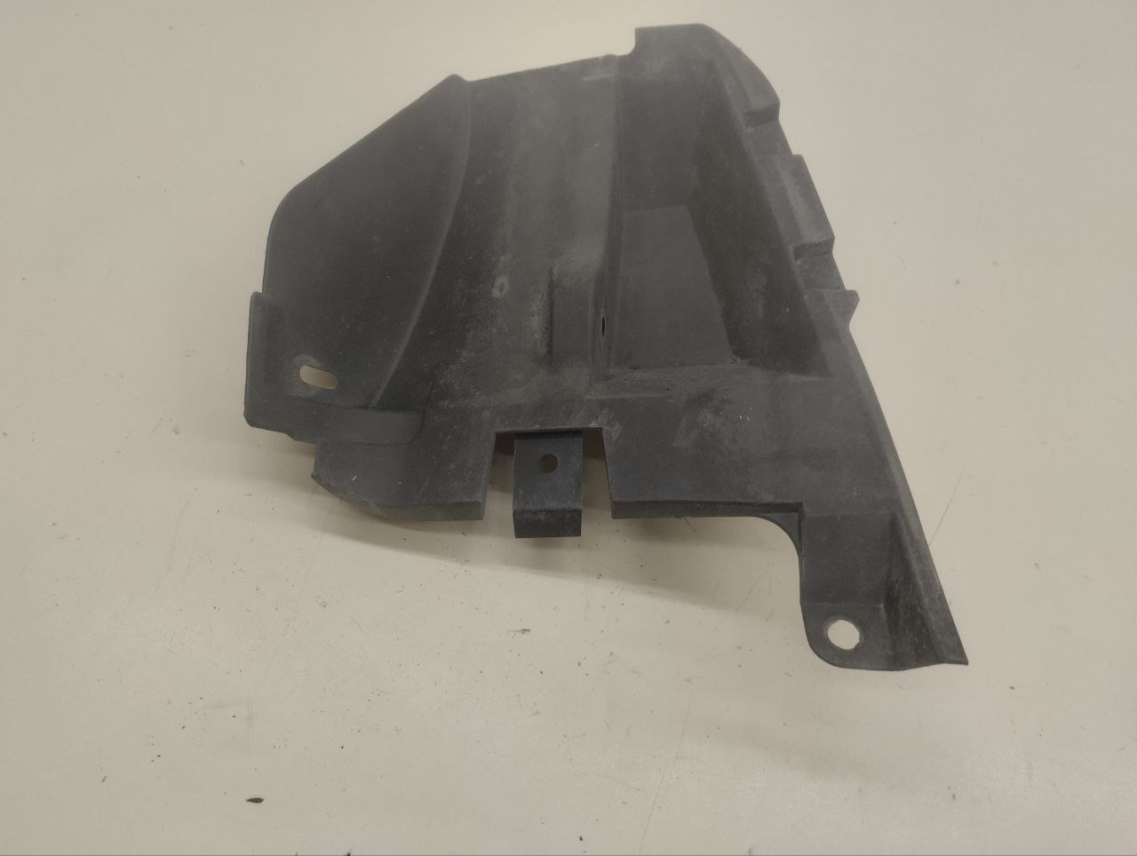Пыльник (кузов наружные) Toyota Auris (E150) 2006-2012 Пыльник (кузов наружные) Toyota Auris (E150) 2006-2012