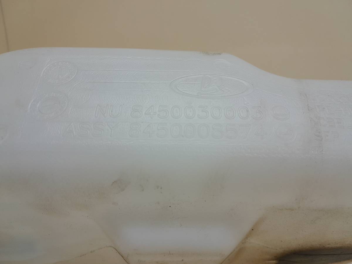 Бачок омывателя Lada Vesta 2015>