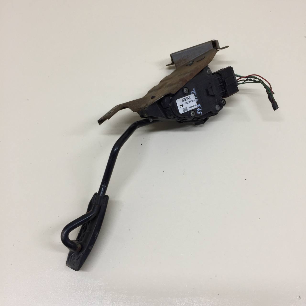 Педаль газа Nissan Almera (N16) 2000-2006 Педаль газа Nissan Almera (N16) 2000-2006