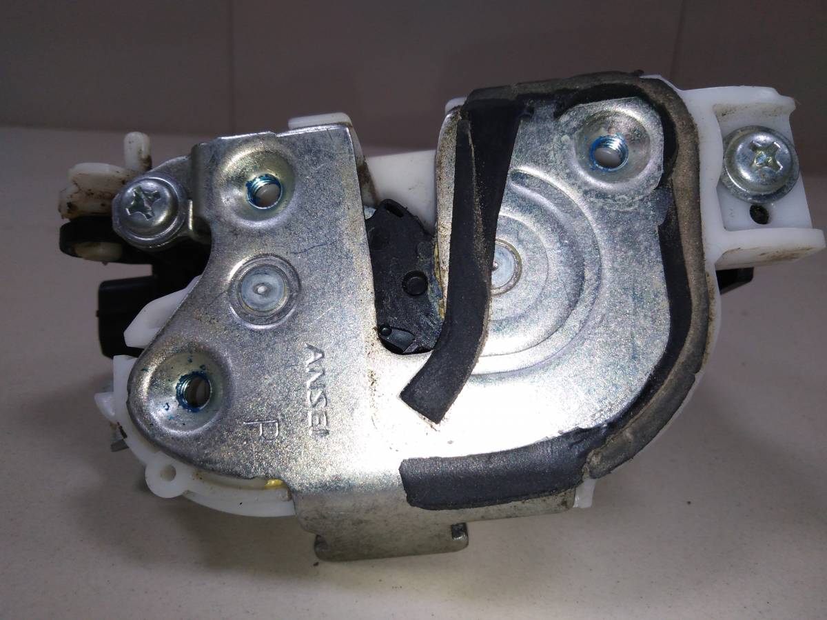 Замок двери задней правой Mitsubishi Lancer X (CX, CY)  2007>