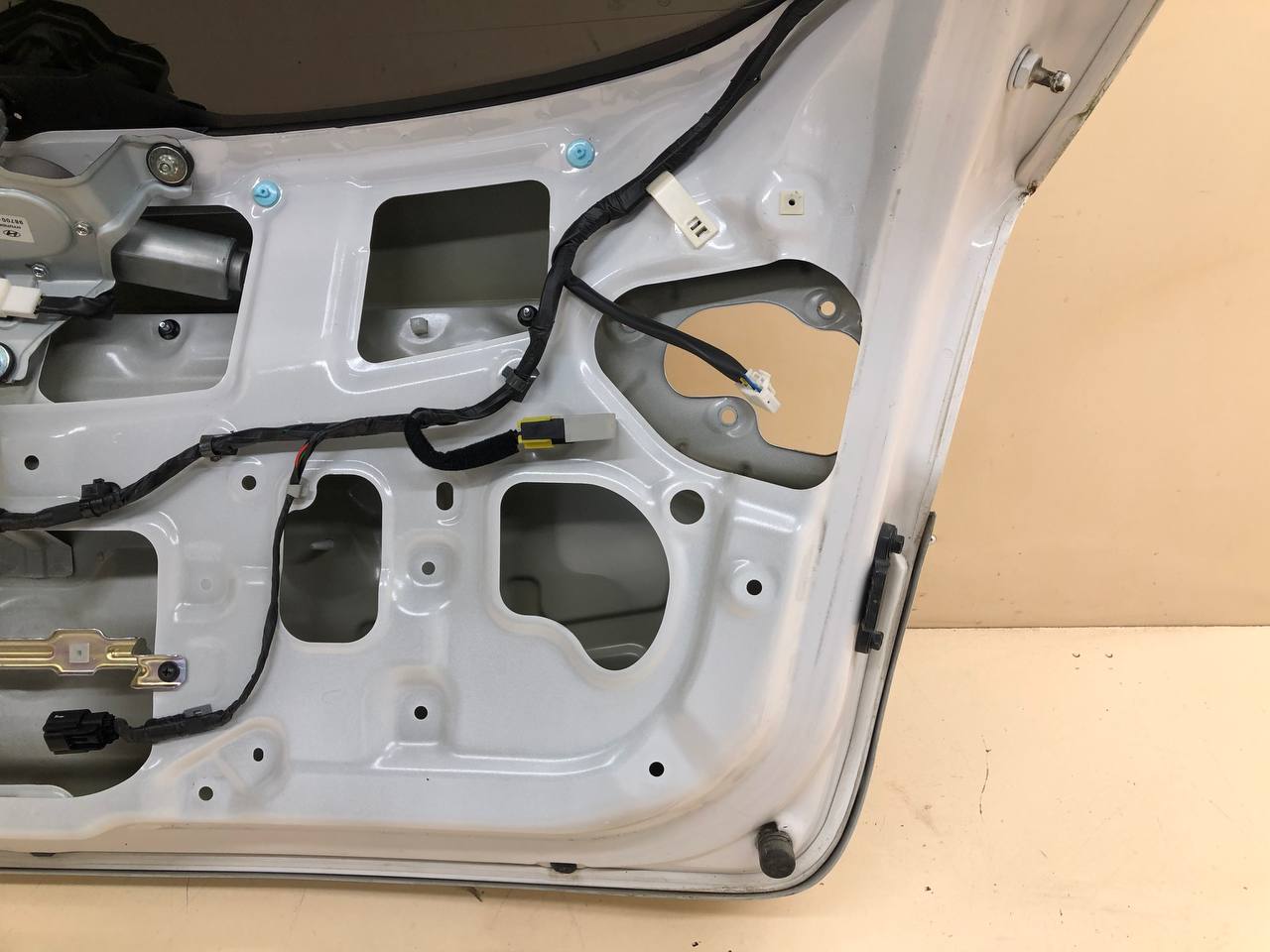Дверь багажника со стеклом Hyundai i40 (VF) 2011>
