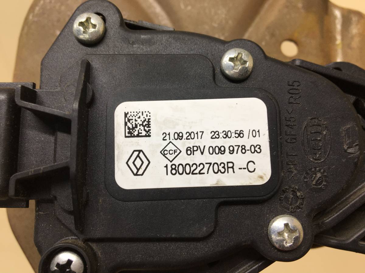 Педаль газа Renault Duster (HSA, HSM) 2012>