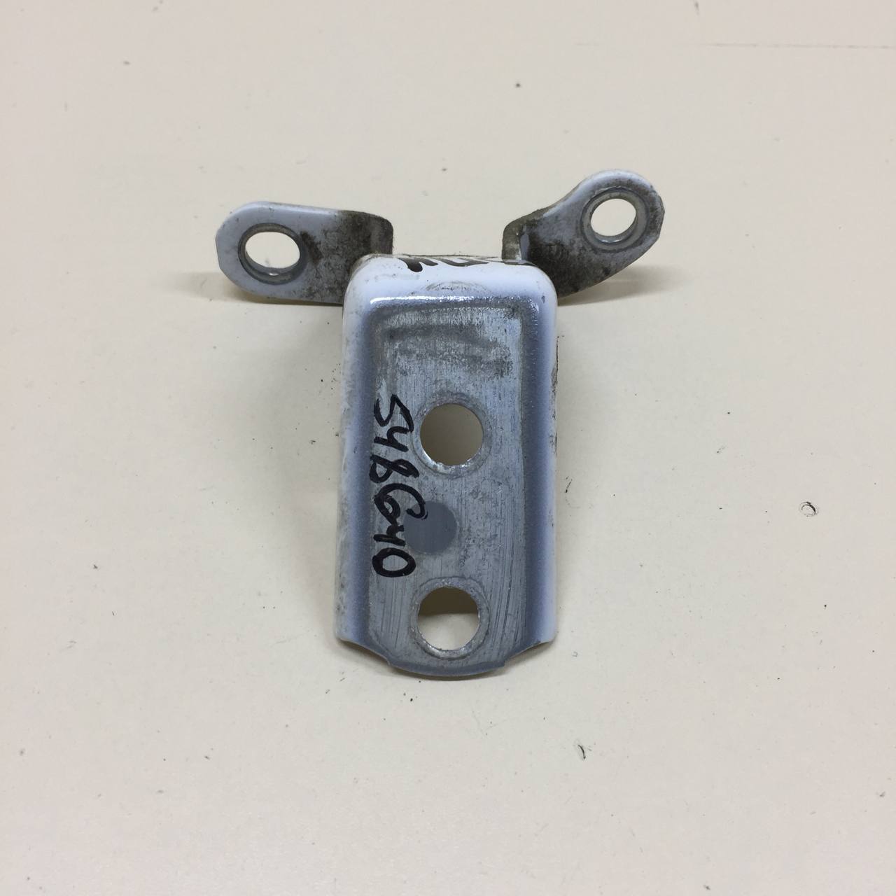 Петля двери задней правой нижняя Toyota Corolla E150 2006-2013 Петля двери задней правой нижняя Toyota Corolla E150 2006-2013