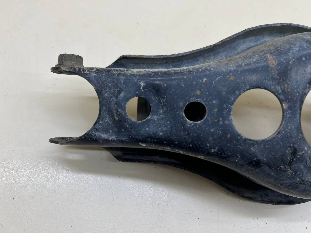 Рычаг задний поперечный Toyota Rav 4 (XA40) 2013-2019