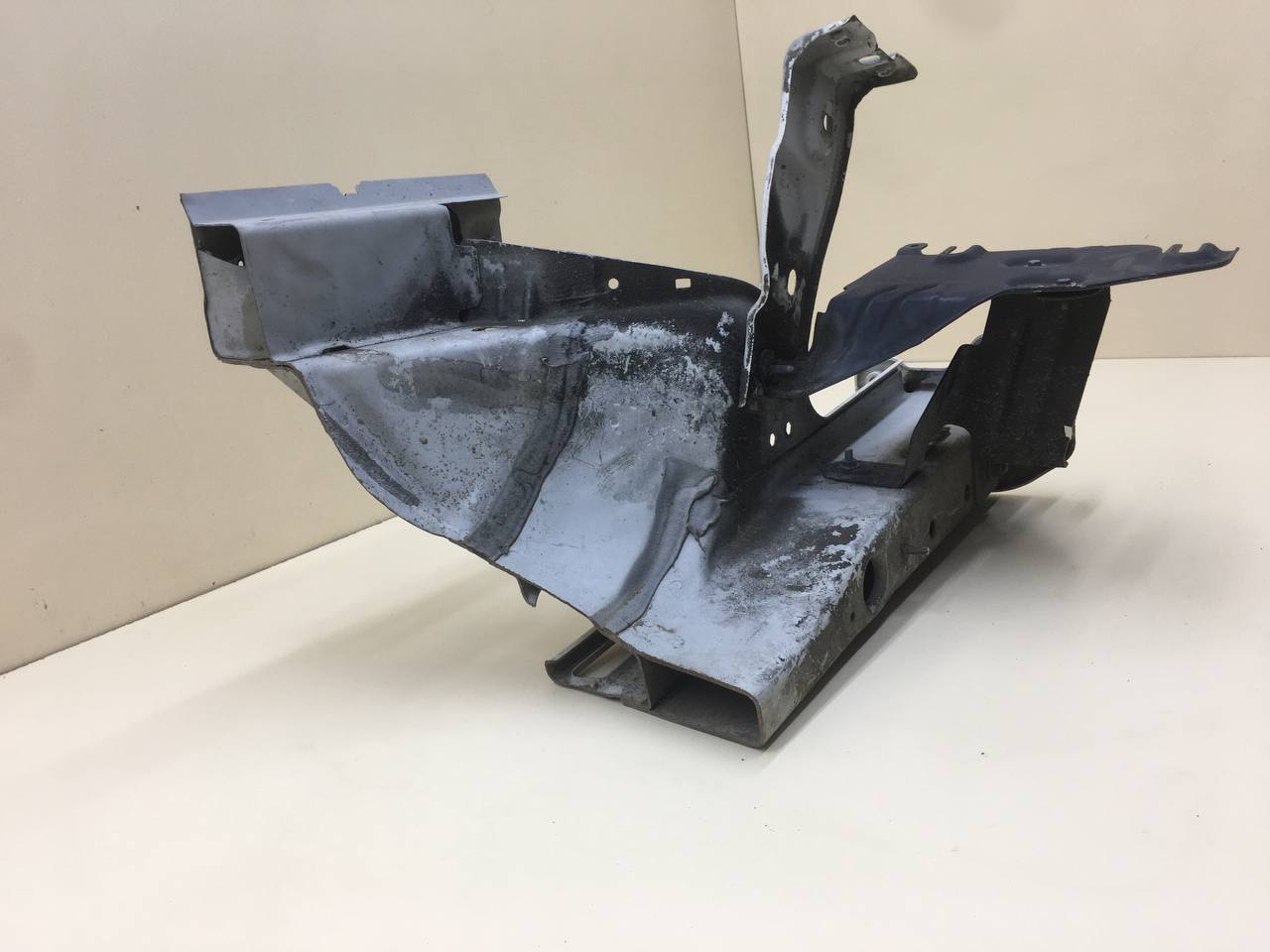 Кузовной элемент Volkswagen Passat B6 2005-2010 Кузовной элемент Volkswagen Passat B6 2005-2010