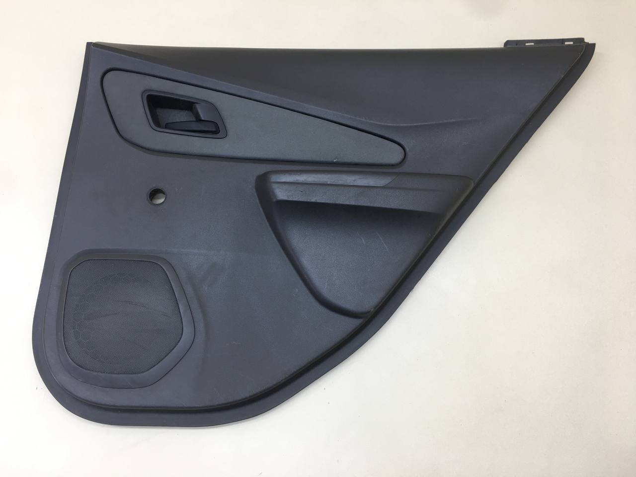 Обшивка двери задней правой Chevrolet Cobalt (T250) 2011-2015