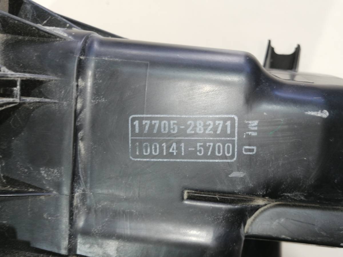 Корпус воздушного фильтра Toyota Estima (R50) 2006>