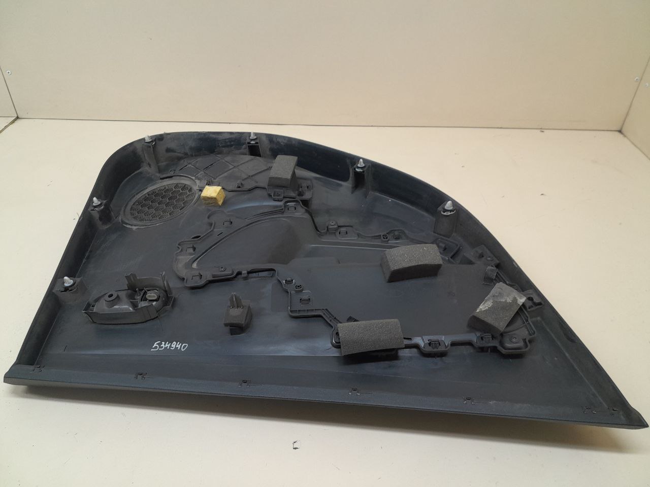 Обшивка двери задней правой Renault Logan (2) 2014>