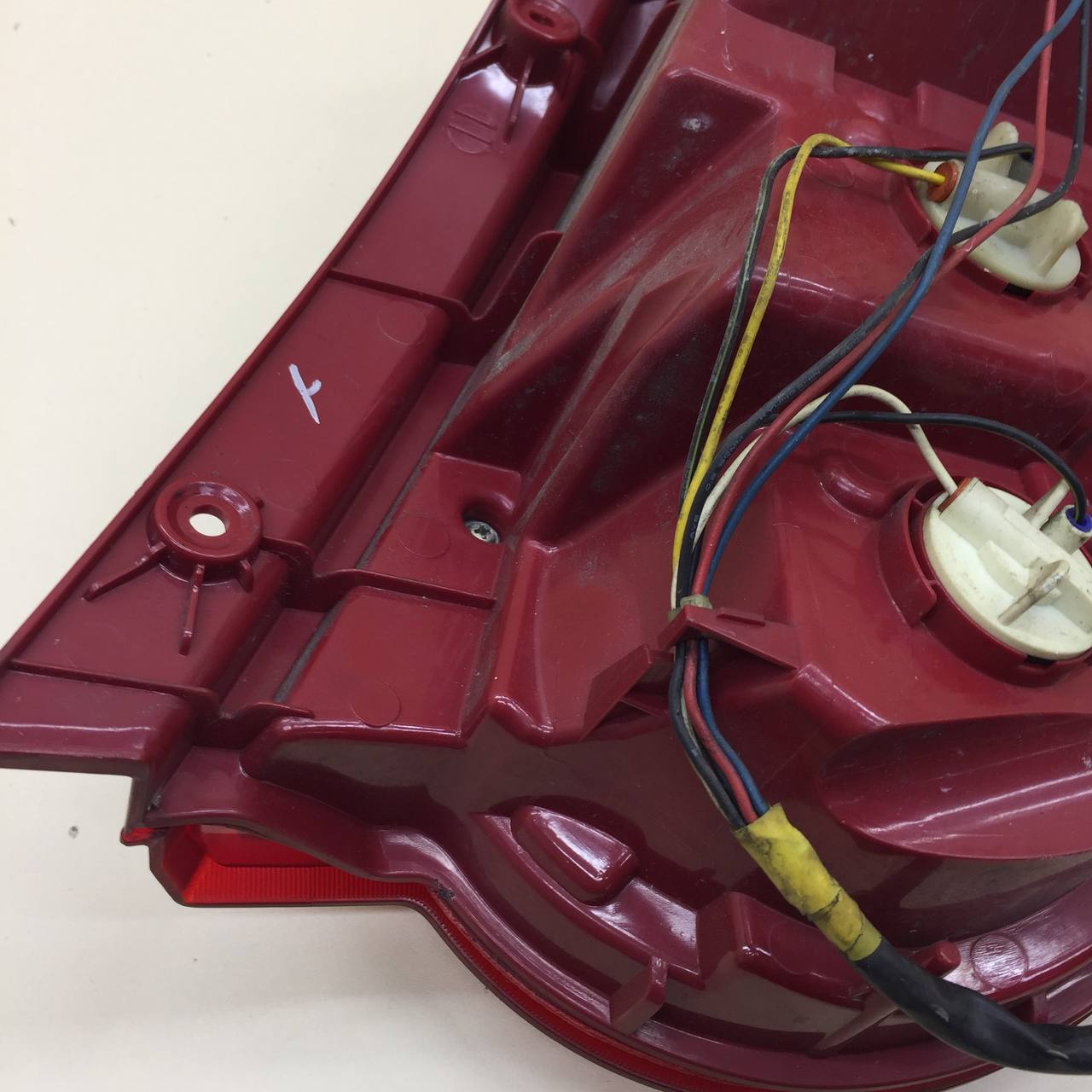 Фонарь задний левый Chevrolet Aveo T250 2005-2011