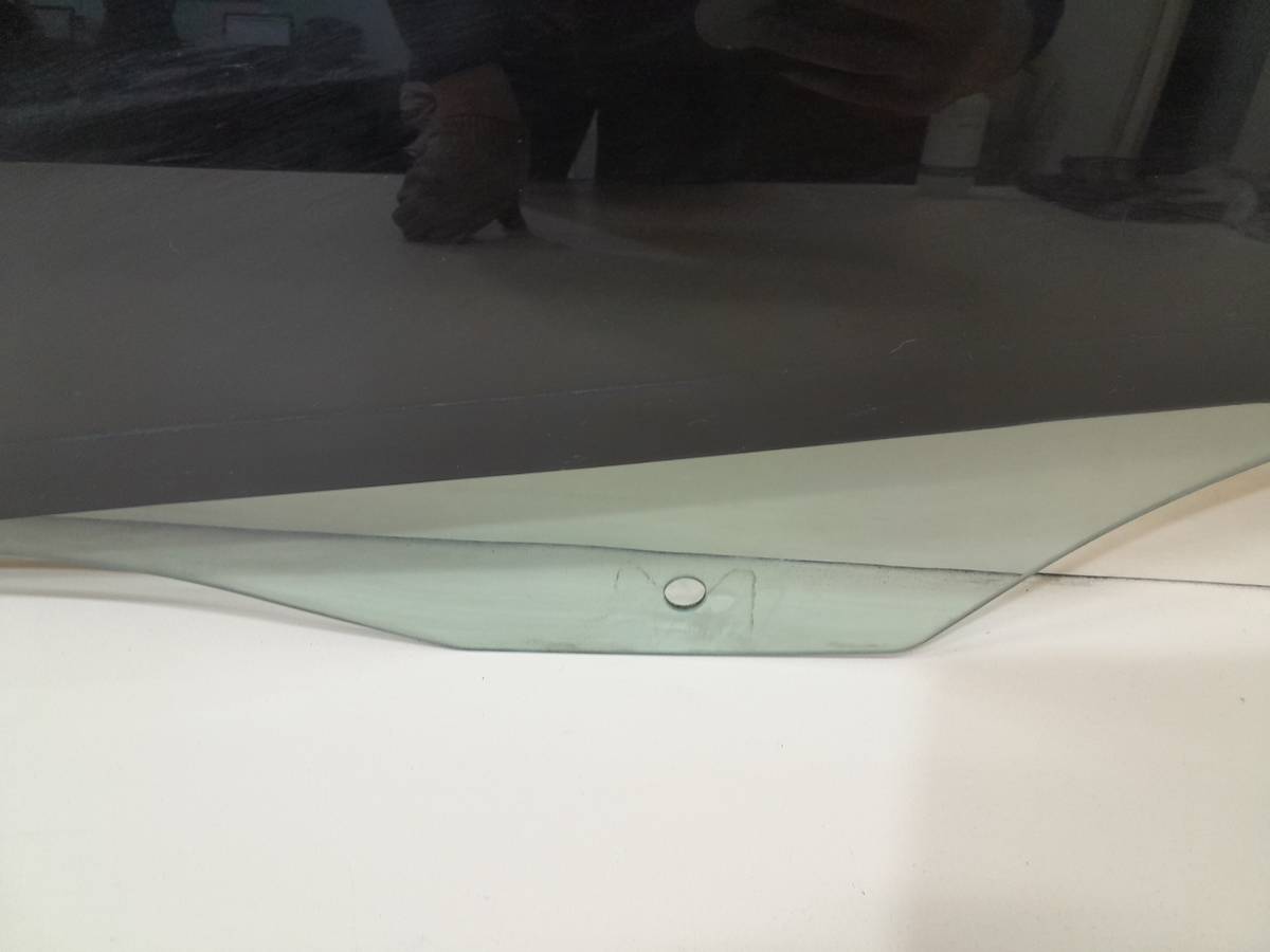 Стекло двери задней левой Geely Emgrand EC7 2008>