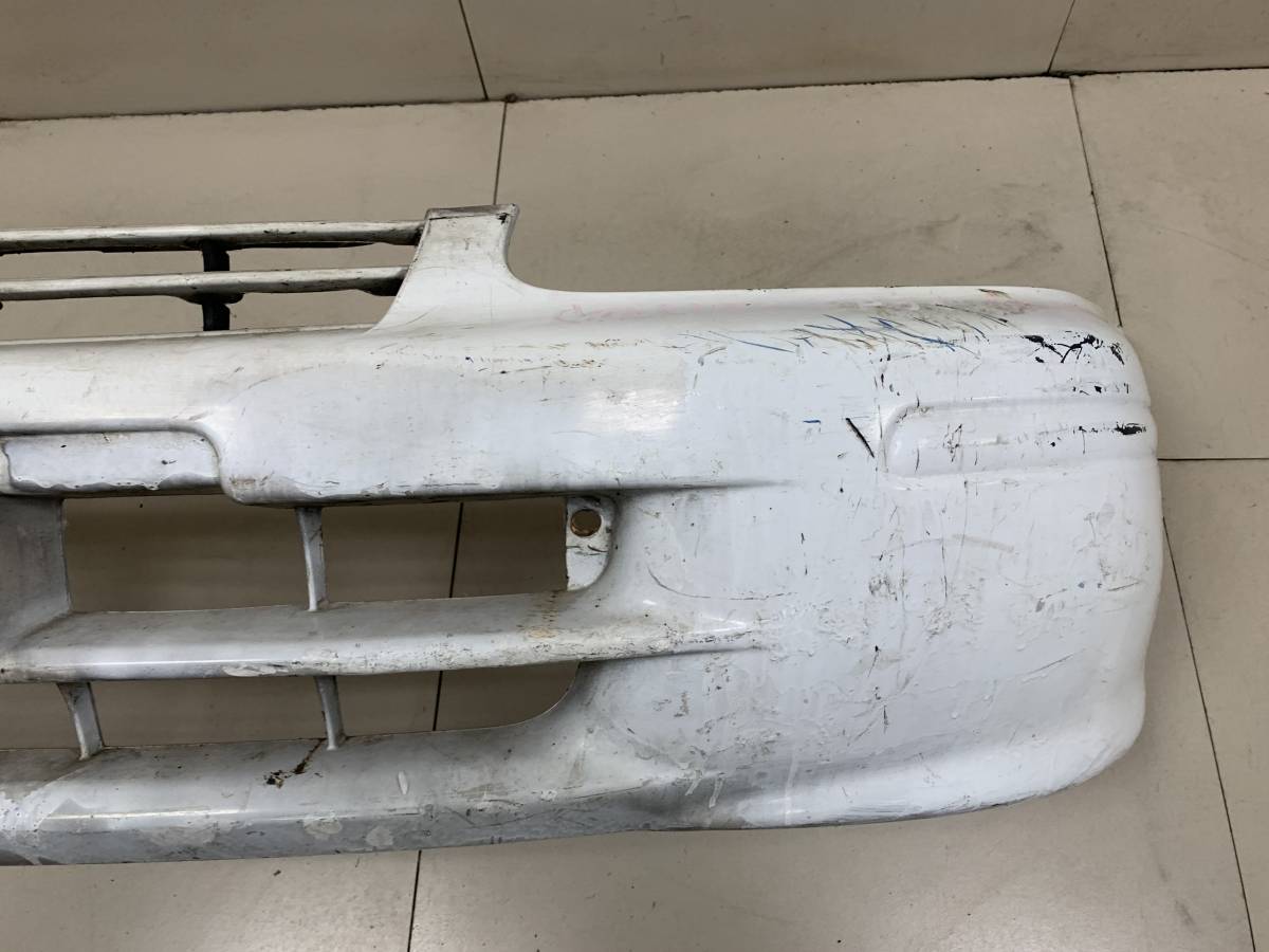 Бампер передний Toyota Starlet (P9) 1996-1999