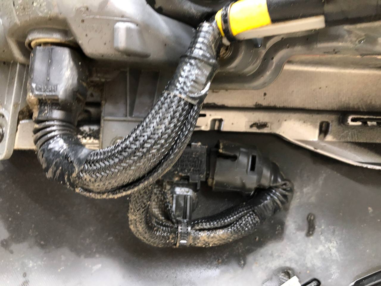 Бампер задний Toyota Rav 4 (XA40) 2013-2019 Бампер задний Toyota Rav 4 (XA40) 2013-2019