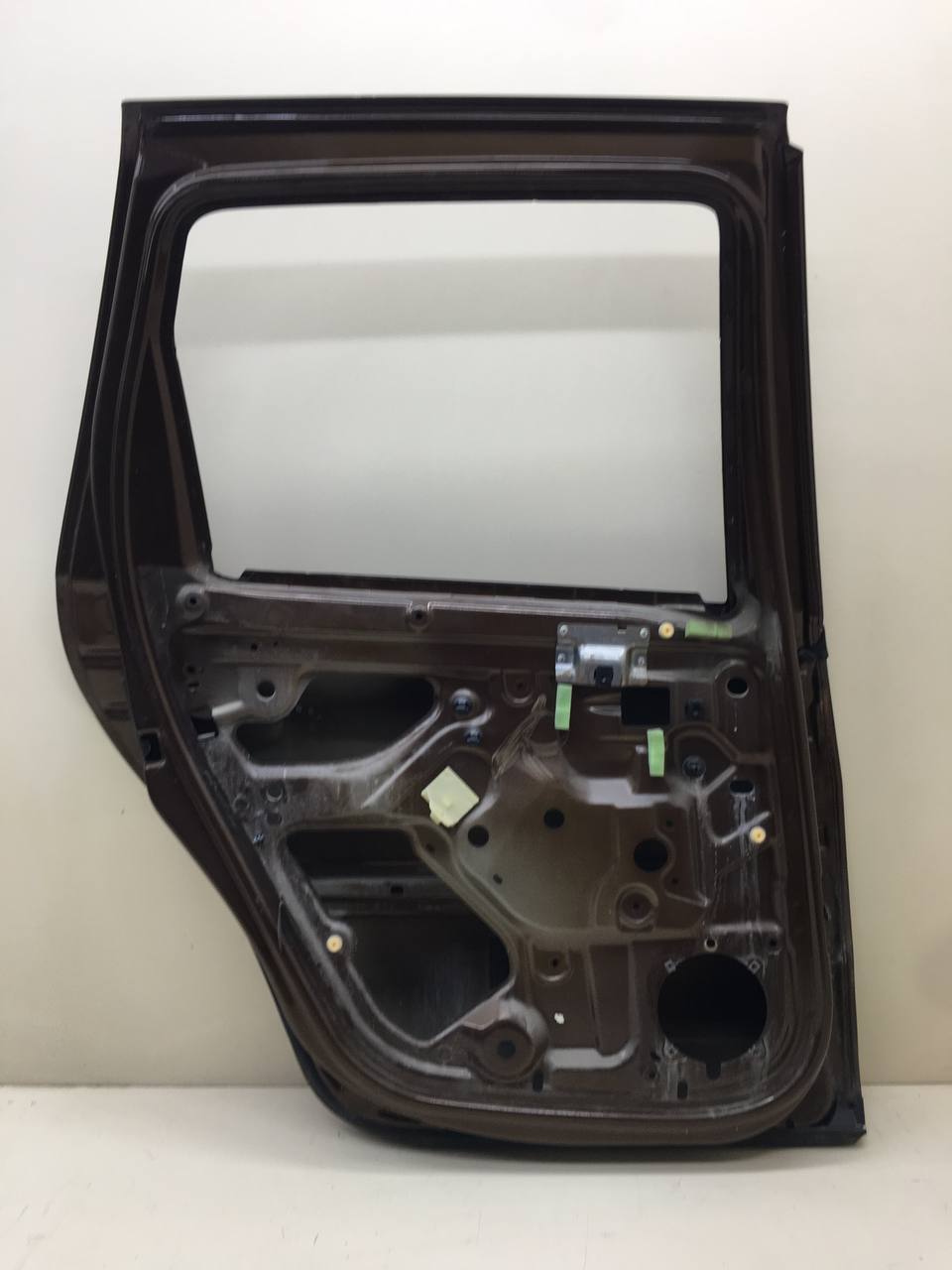 Дверь задняя левая Renault Duster (HSA, HSM) 2012>