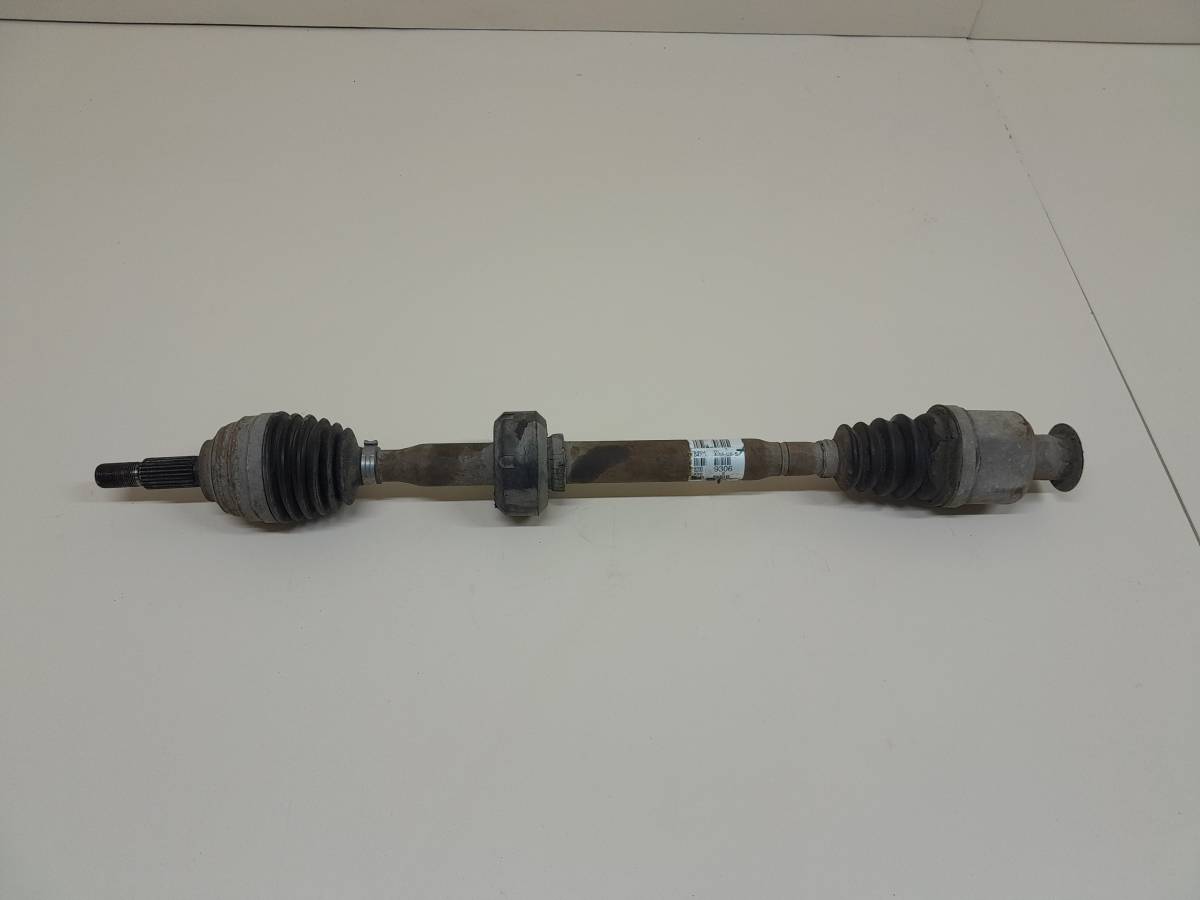 Полуось передняя правая Renault Logan (1) 2005-2014 Полуось передняя правая Renault Logan (1) 2005-2014