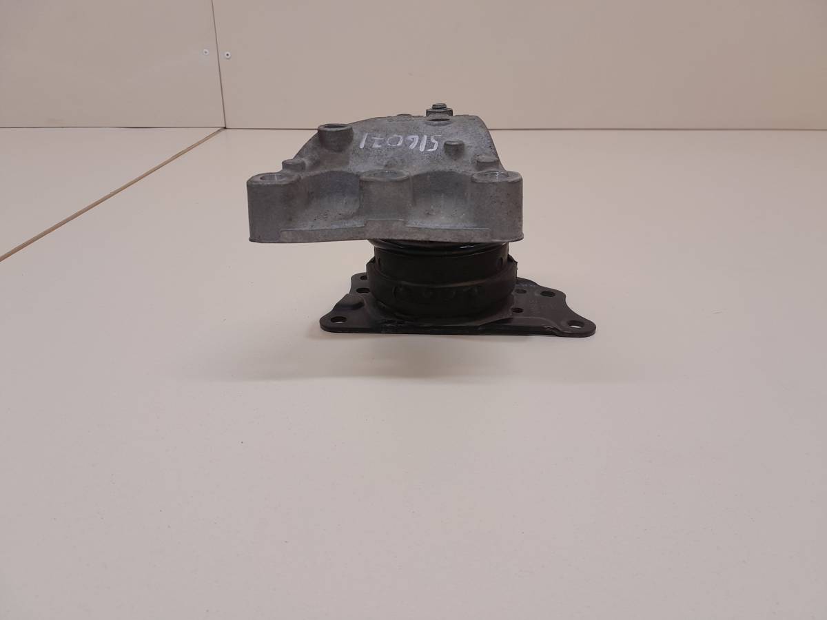 Опора двигателя правая Volkswagen Polo (Sed RUS) 2011> Опора двигателя правая Volkswagen Polo (Sed RUS) 2011>