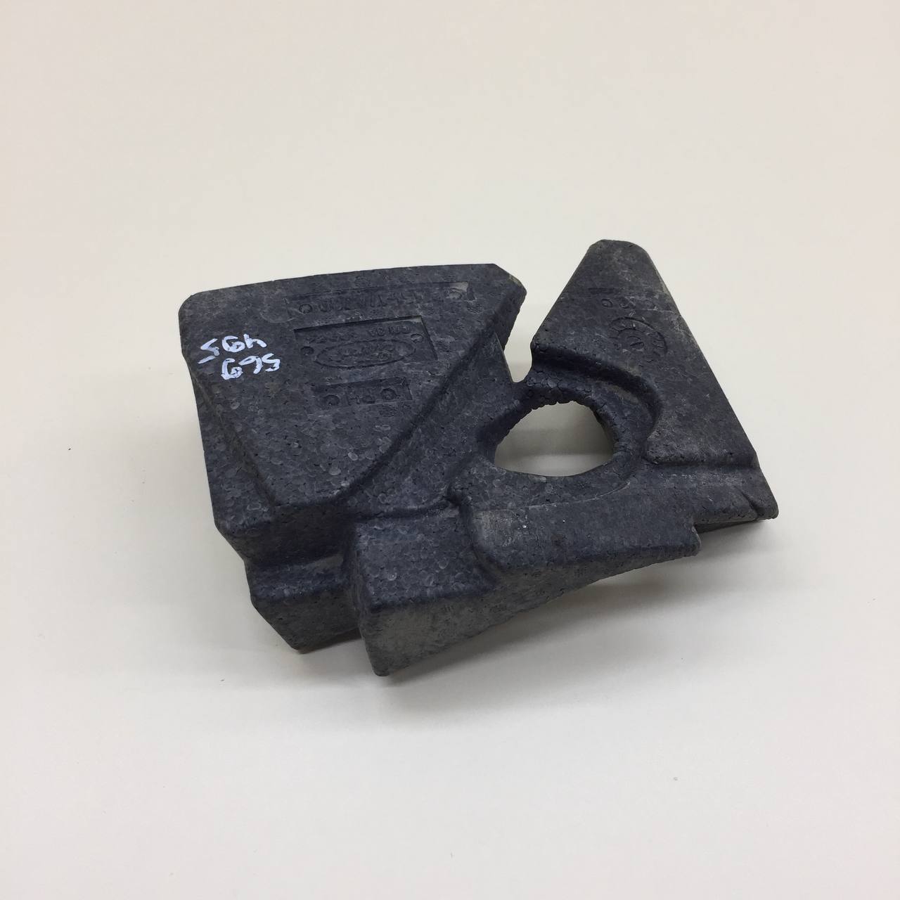 Наполнитель переднего бампера Ford Focus 3 2011>