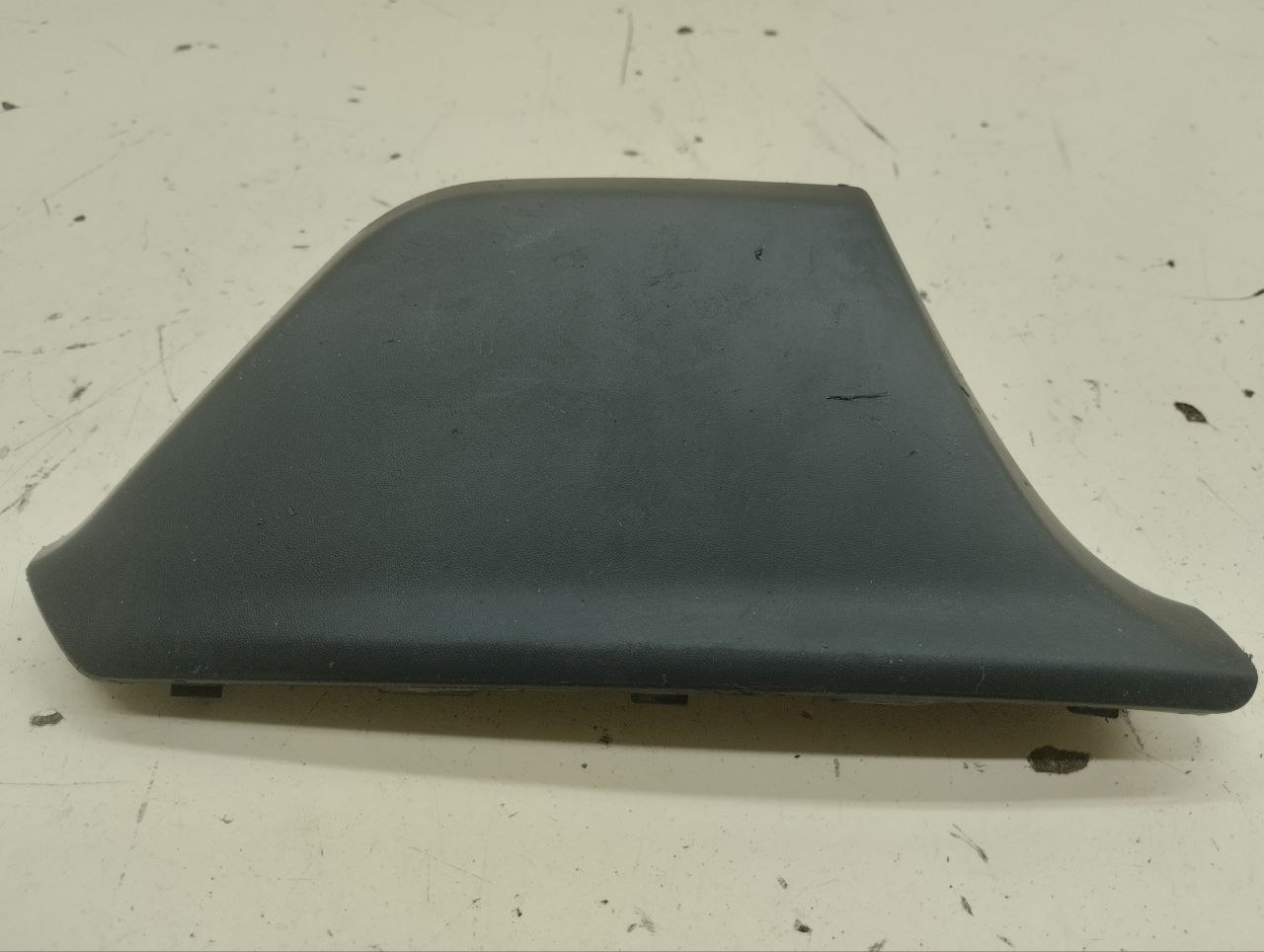 Заглушка буксировочного крюка Subaru Outback (BP) 2003-2009