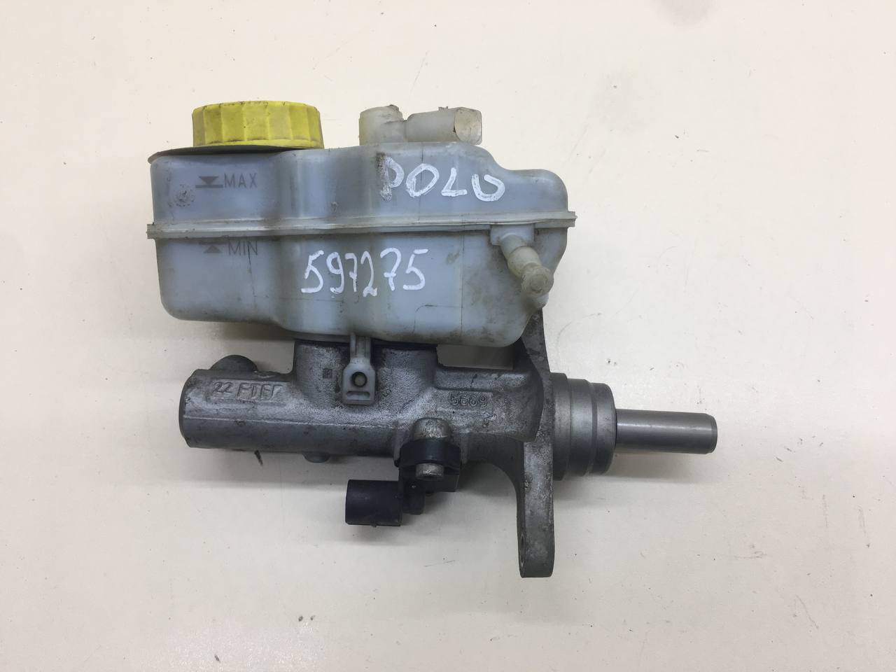 Цилиндр тормозной главный Volkswagen Polo (MK5) 2011-2020