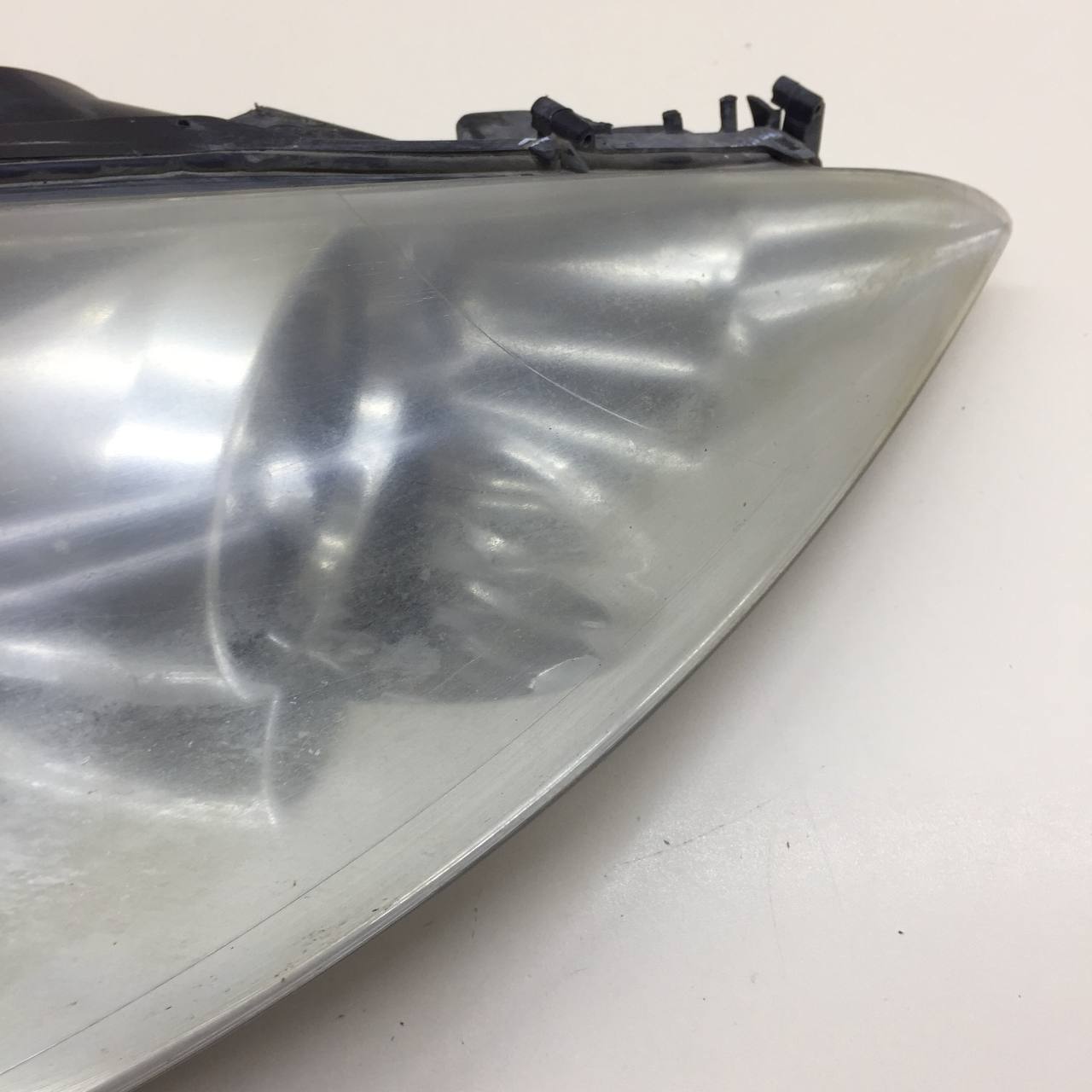 Фара правая Peugeot 308 2007> Фара правая Peugeot 308 2007>