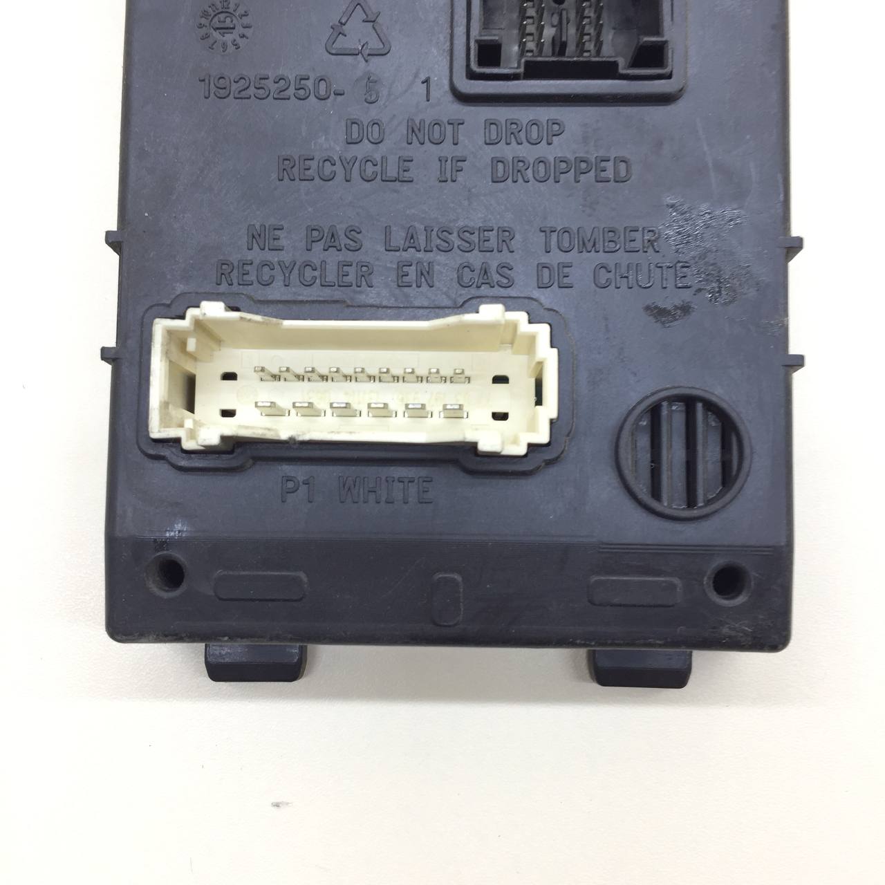 Блок комфорта Nissan Almera 3 (G11, G15) 2012> Блок комфорта Nissan Almera 3 (G11, G15) 2012>