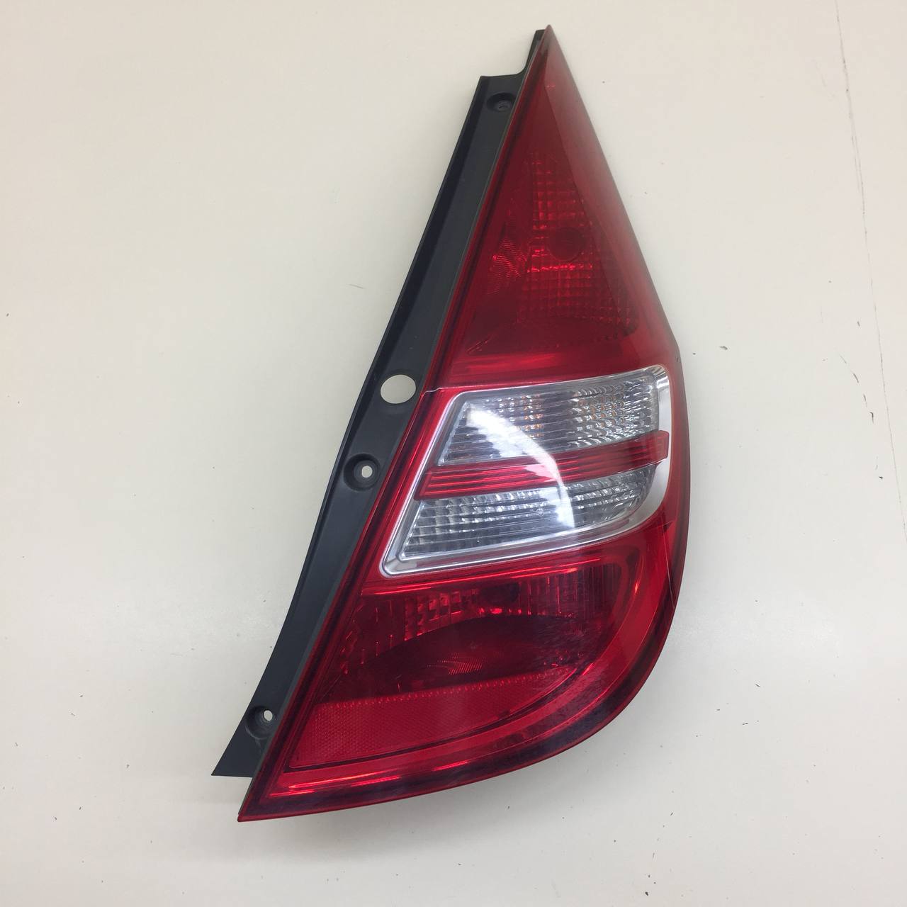 Фонарь задний правый Hyundai i30 (FD) 2007-2012 Фонарь задний правый Hyundai i30 (FD) 2007-2012