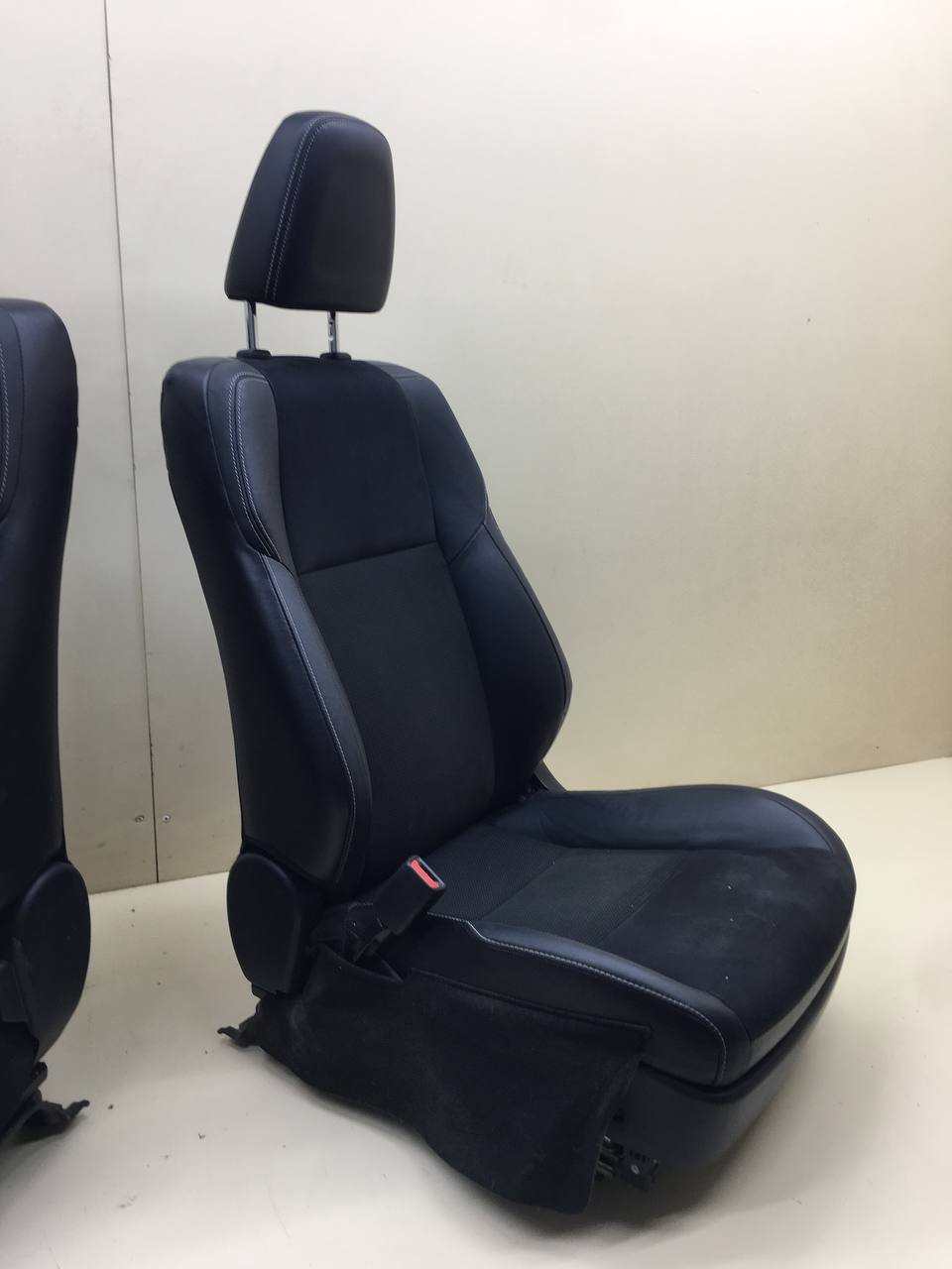 Сиденье (комплект) Toyota Rav 4 (XA40) 2013-2019