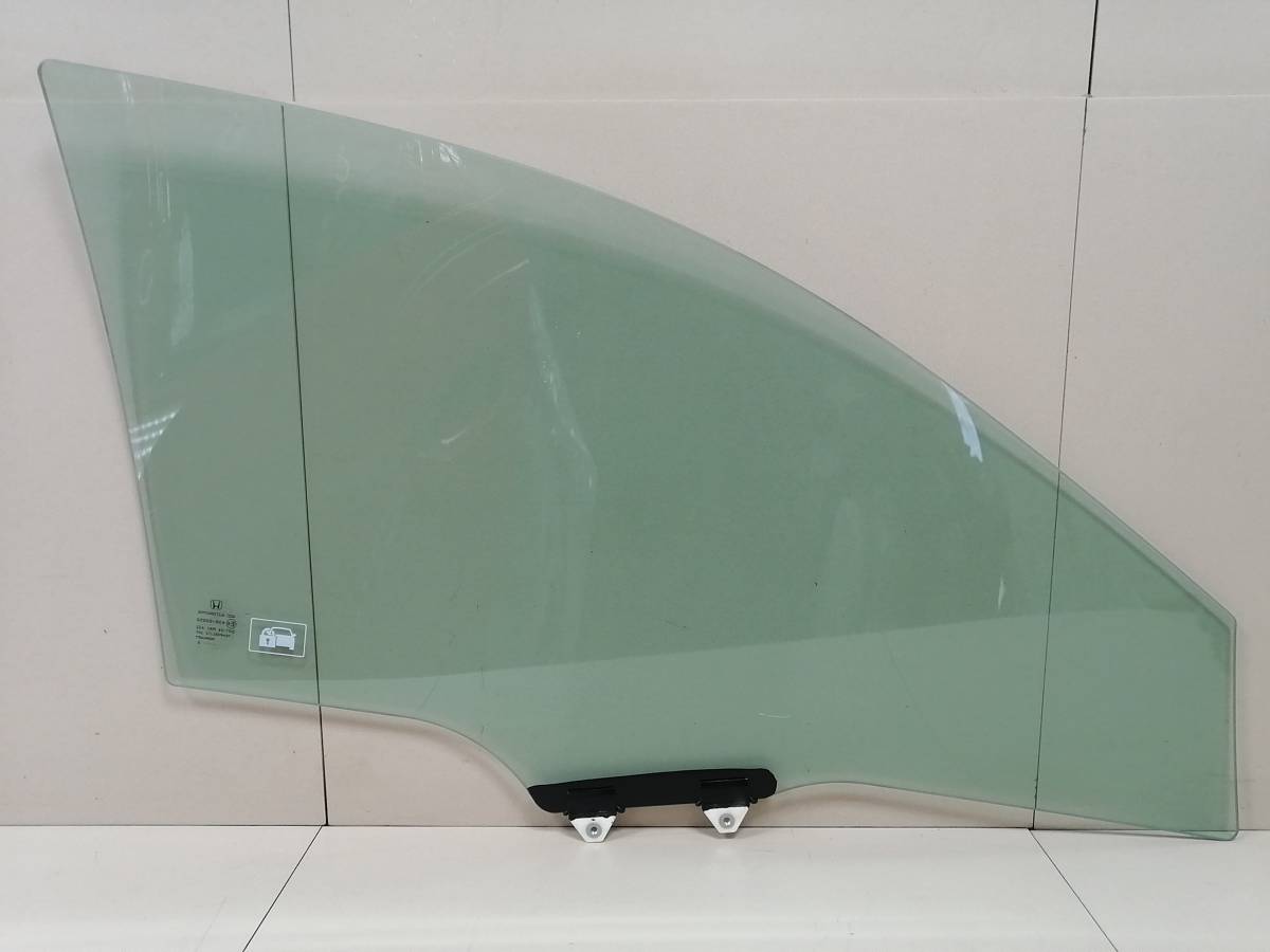 Стекло двери передней левой Honda CR-V 2007-2012
