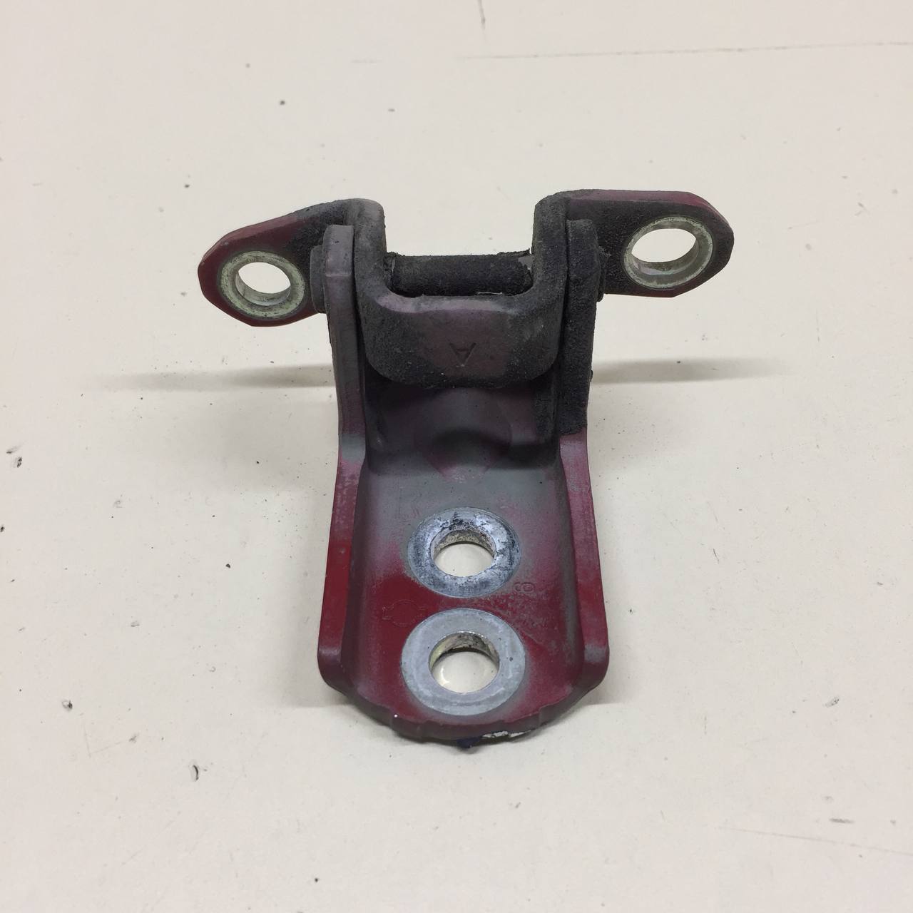 Петля двери передней левой верхняя Nissan Note (E11) 2006-2013