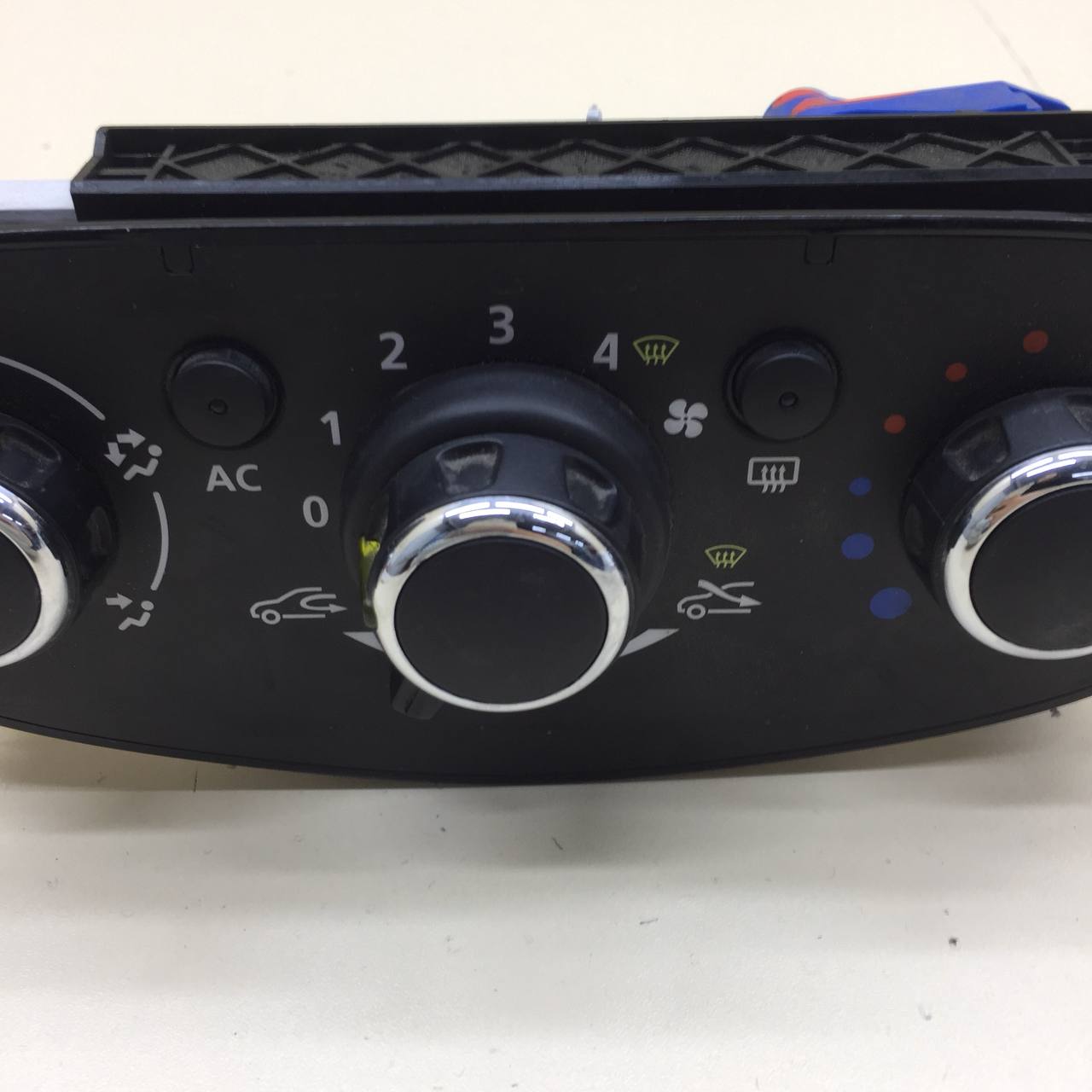 Блок управления отопителем Renault Duster (HSA, HSM) 2012>