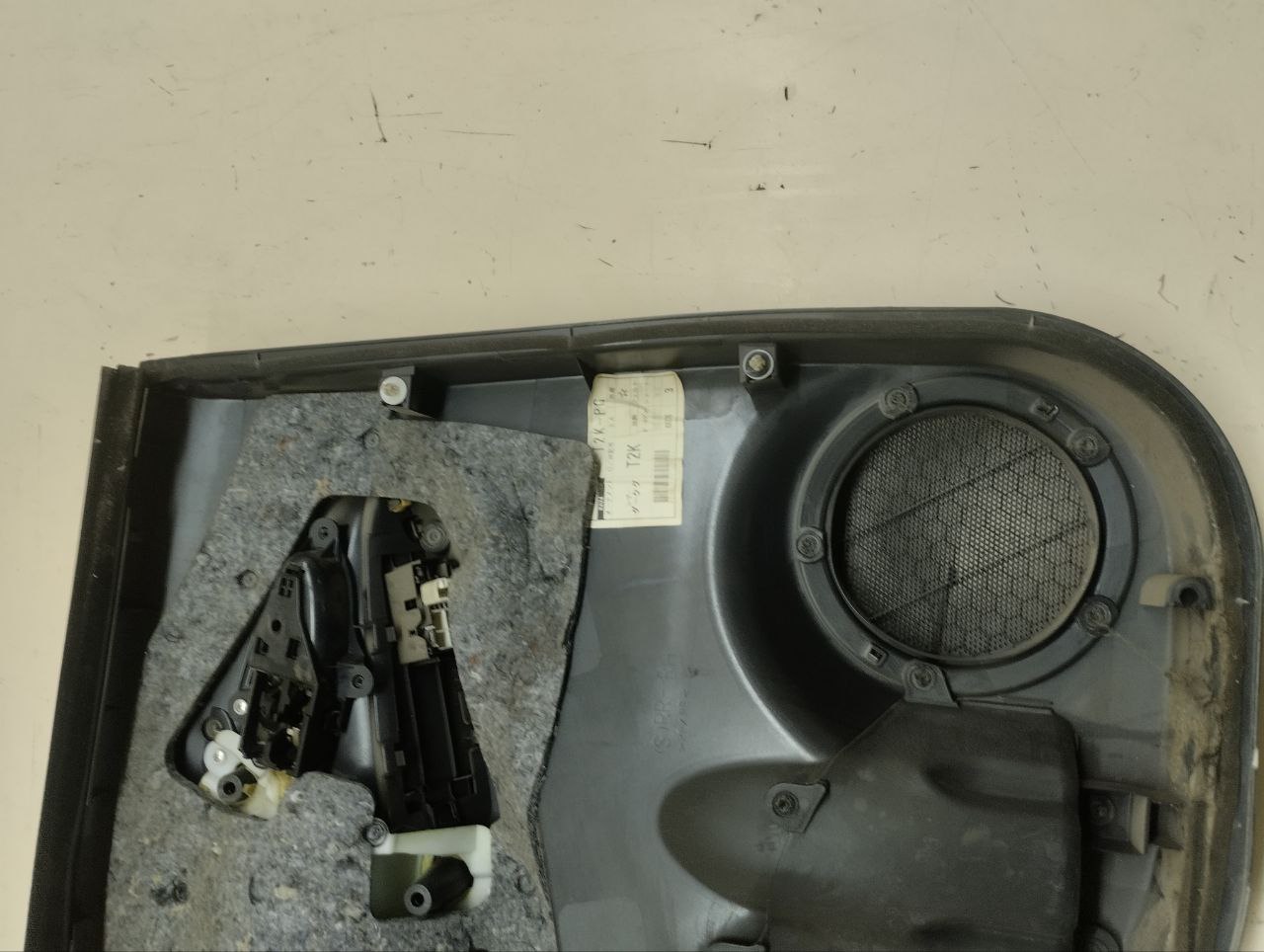 Обшивка двери задней правой Toyota Rav 4 (A30) 2006-2013