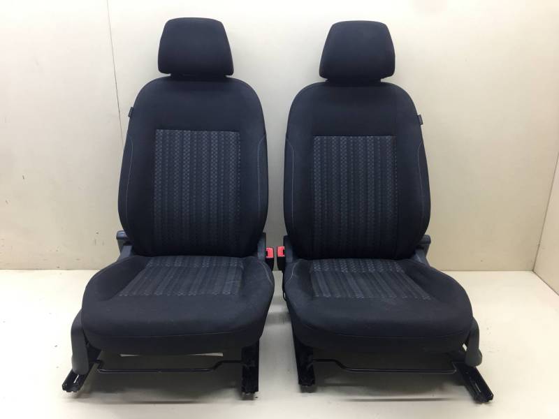 Сиденье (комплект) Volkswagen Polo (MK5) 2011-2020 Сиденье (комплект) Volkswagen Polo (MK5) 2011-2020
